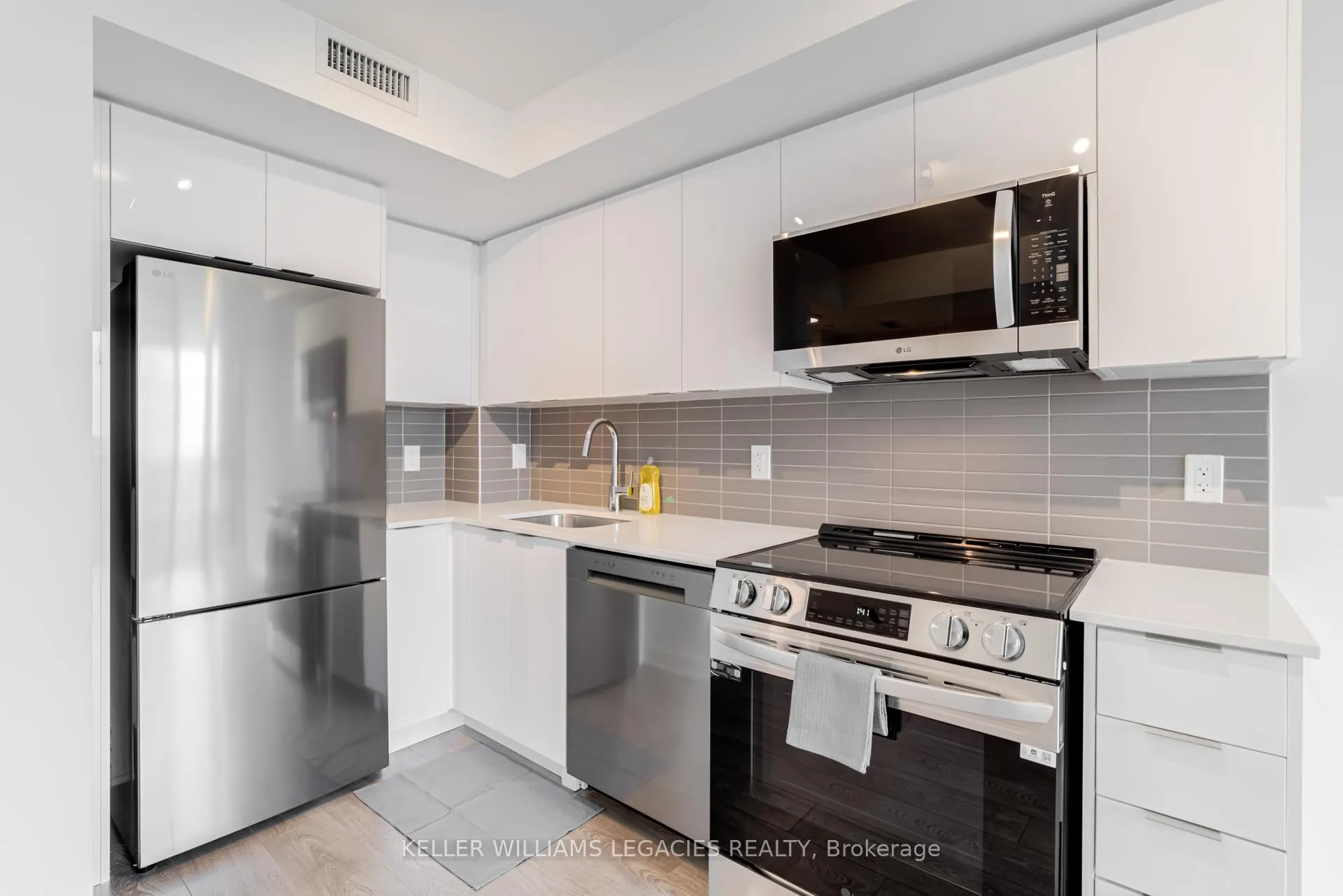 Photo 1 of Unit 804, 225 Malta Avenue, Brampton, Fletcher's Creek South — HOMEH