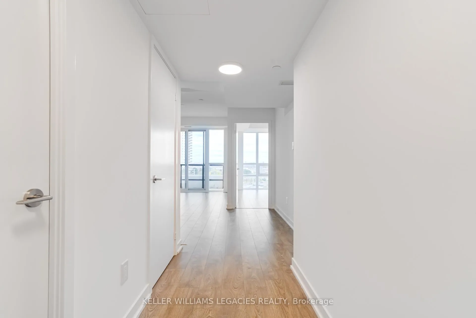 Photo 4 of Unit 804, 225 Malta Avenue, Brampton, Fletcher's Creek South — HOMEH