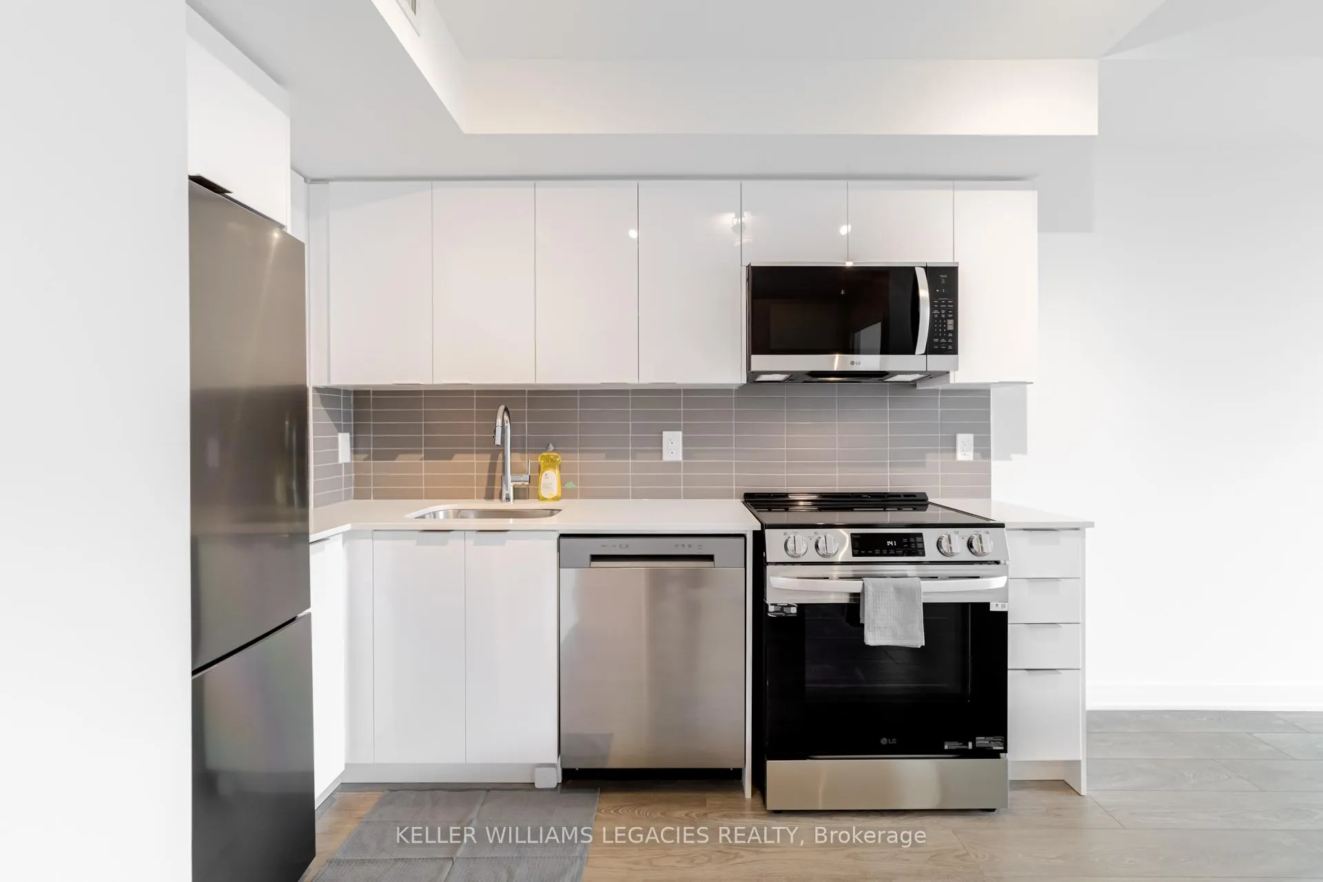 Photo 8 of Unit 804, 225 Malta Avenue, Brampton, Fletcher's Creek South — HOMEH