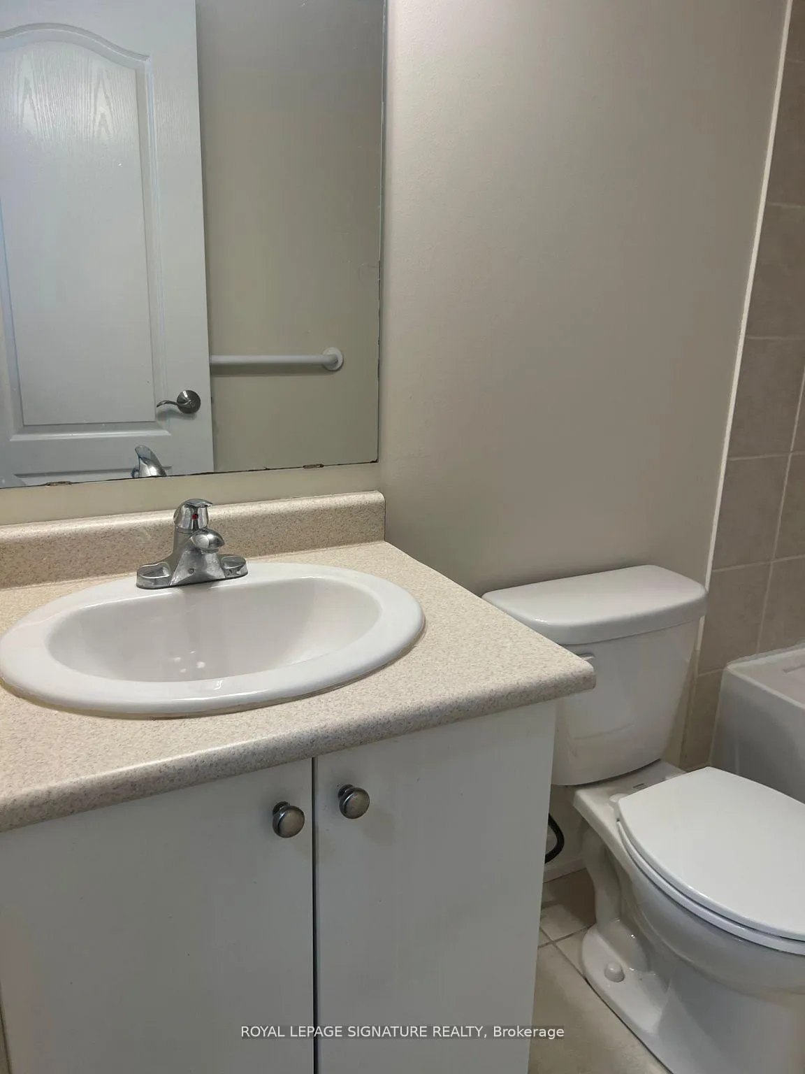 Photo 9 of Unit 322, 20 Dunsheath Way, Markham, Cornell — HOMEH
