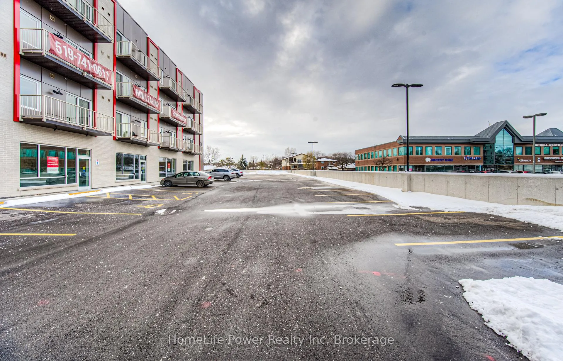 Photo 5 of Unit 221, 301 Westmount Road, Kitchener — HOMEH