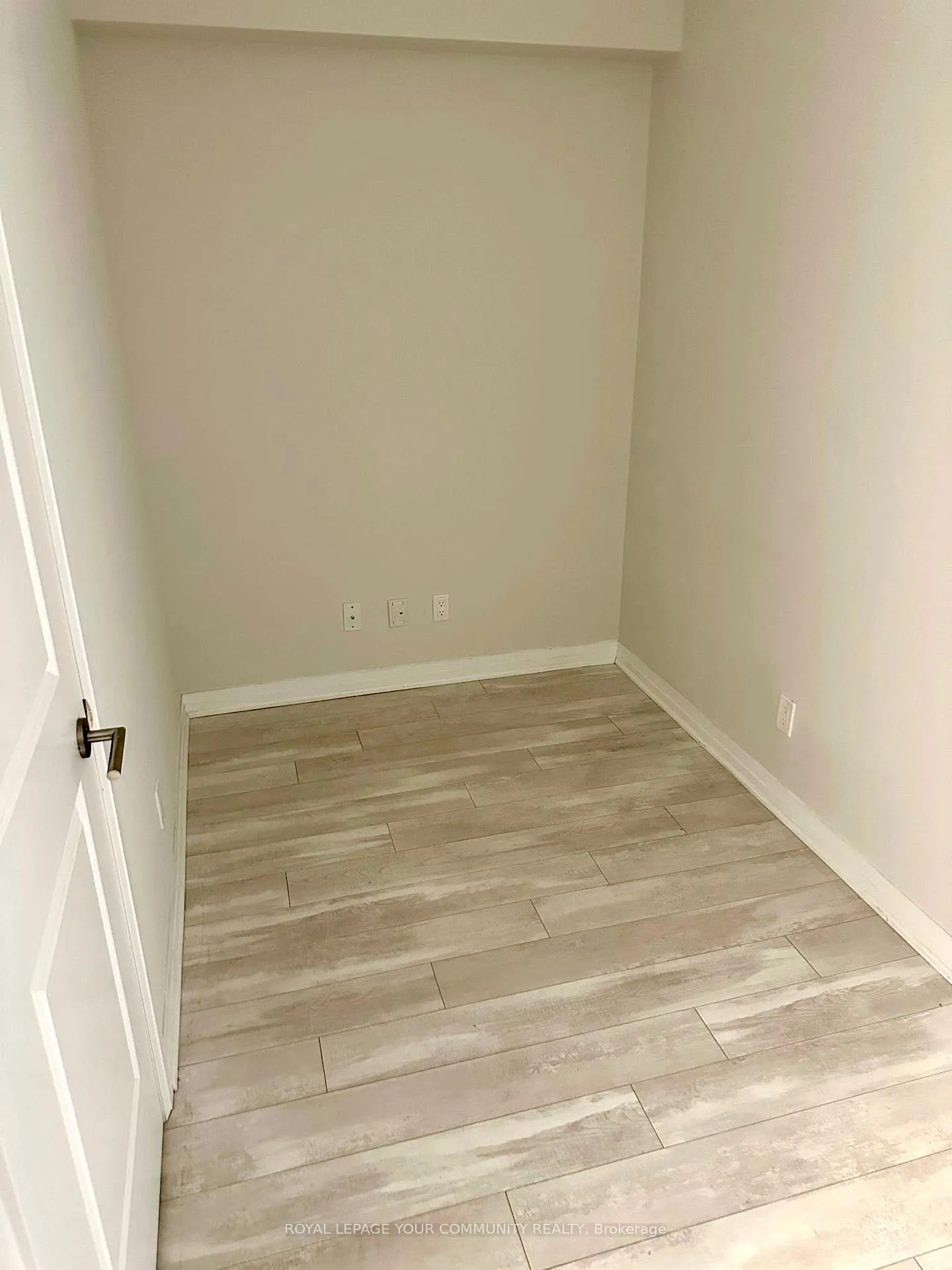 Photo 12 of Unit 208, 1630 Queen Street, Toronto, The Beaches — HOMEH
