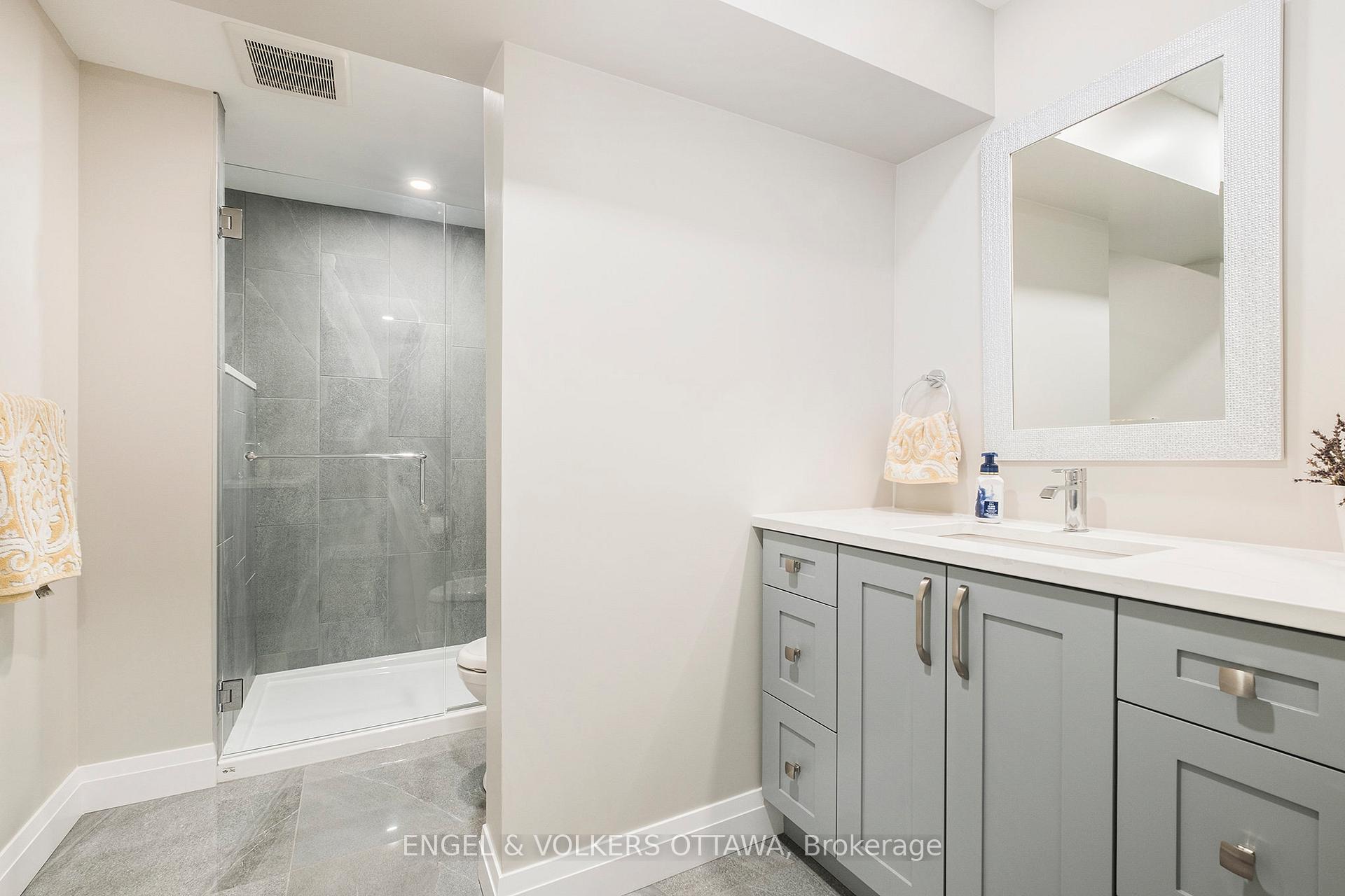 Photo 31 of 132 Wagon Drive, Ottawa, Dunrobin Shores — HOMEH