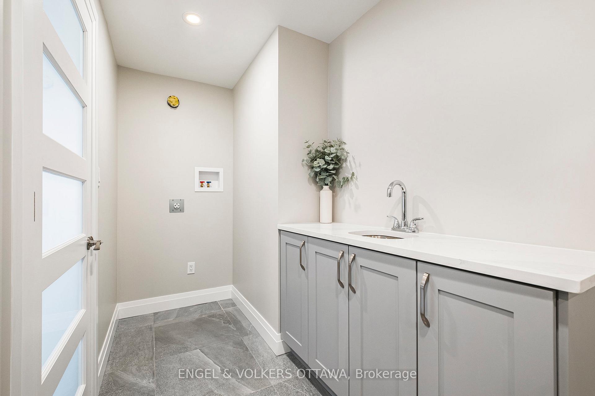 Photo 32 of 132 Wagon Drive, Ottawa, Dunrobin Shores — HOMEH