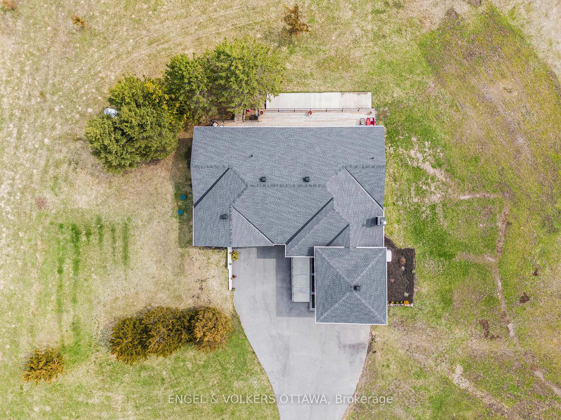 Photo 45 of 132 Wagon Drive, Ottawa, Dunrobin Shores — HOMEH