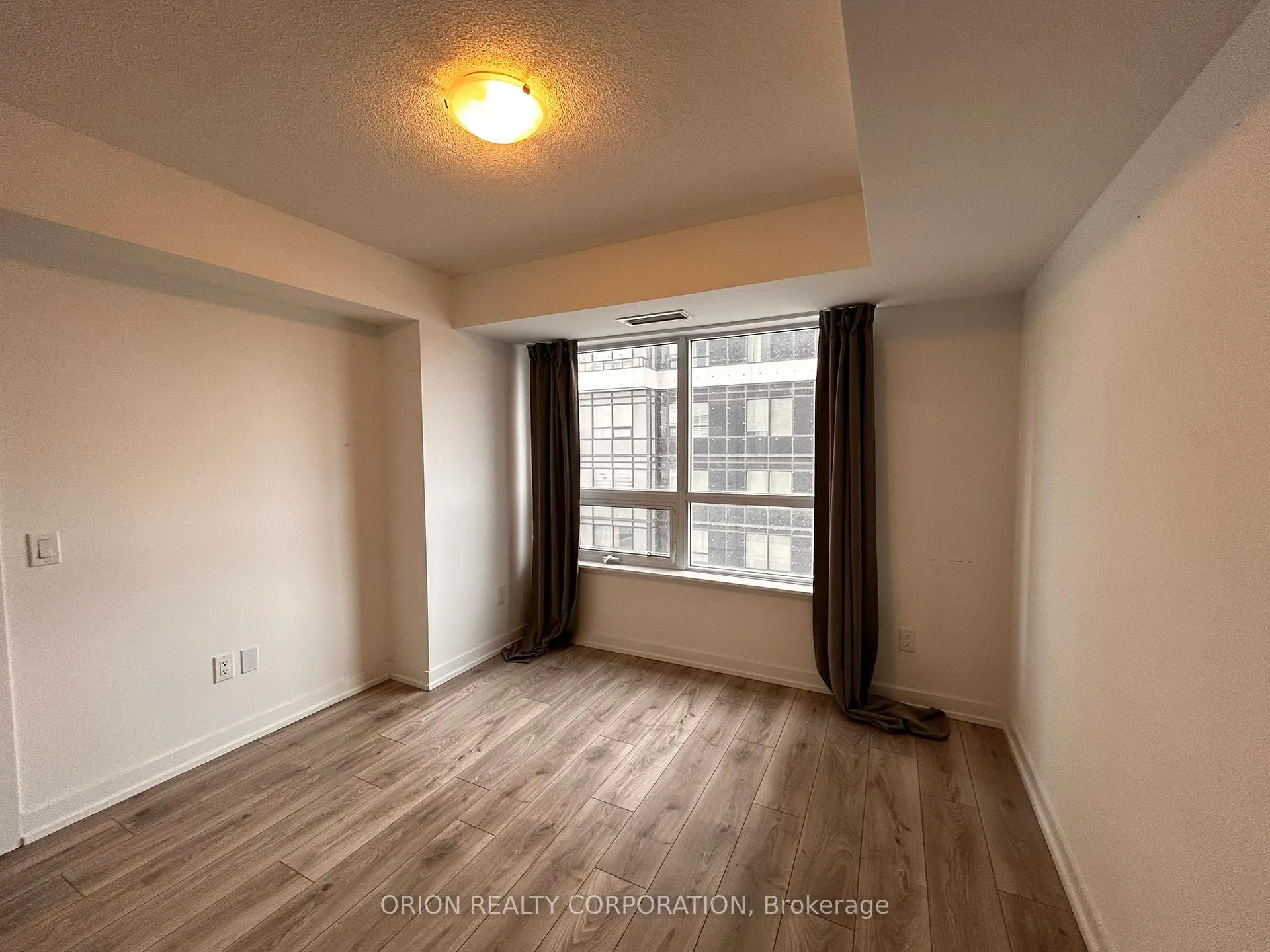 Photo 5 of Unit 304, 1455 Celebration Drive, Pickering, Bay Ridges — HOMEH