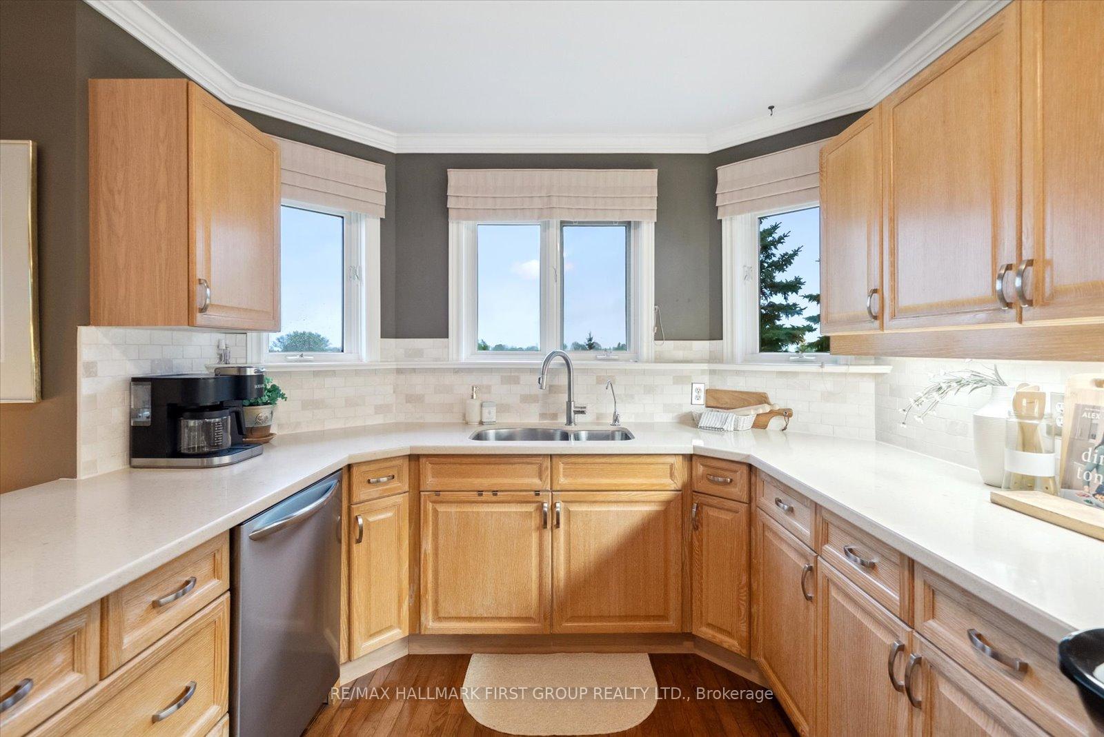 Photo 12 of 10 Sunrise Court, Cobourg — HOMEH