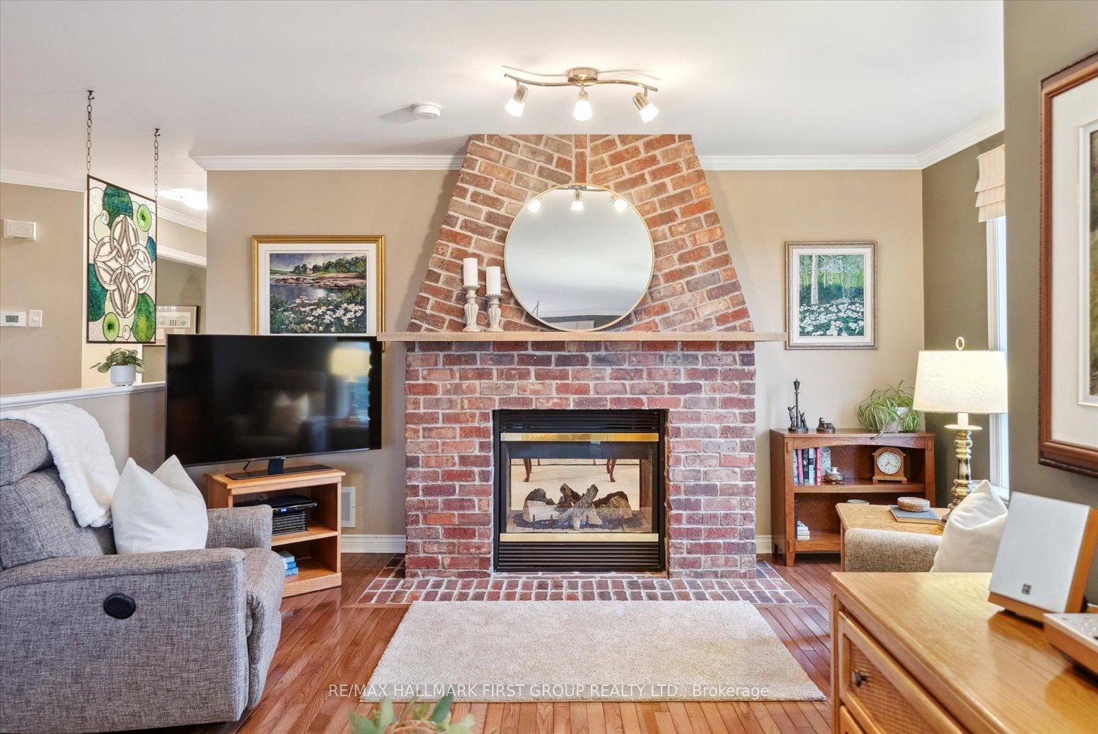 Photo 17 of 10 Sunrise Court, Cobourg — HOMEH