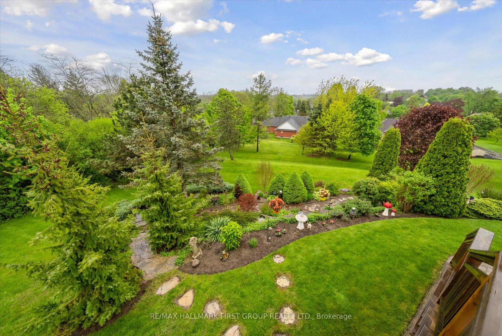 Photo 31 of 10 Sunrise Court, Cobourg — HOMEH
