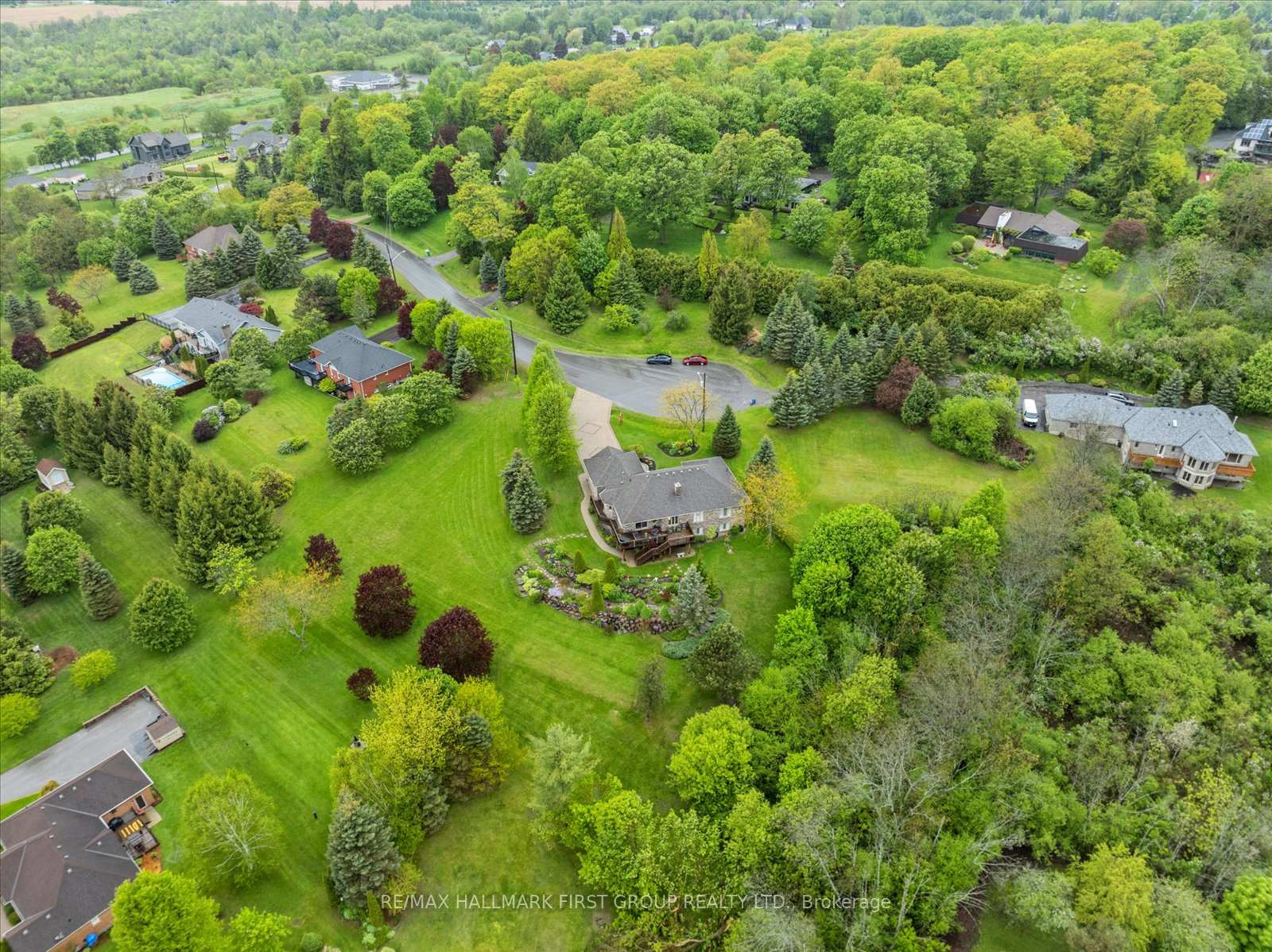 Photo 32 of 10 Sunrise Court, Cobourg — HOMEH