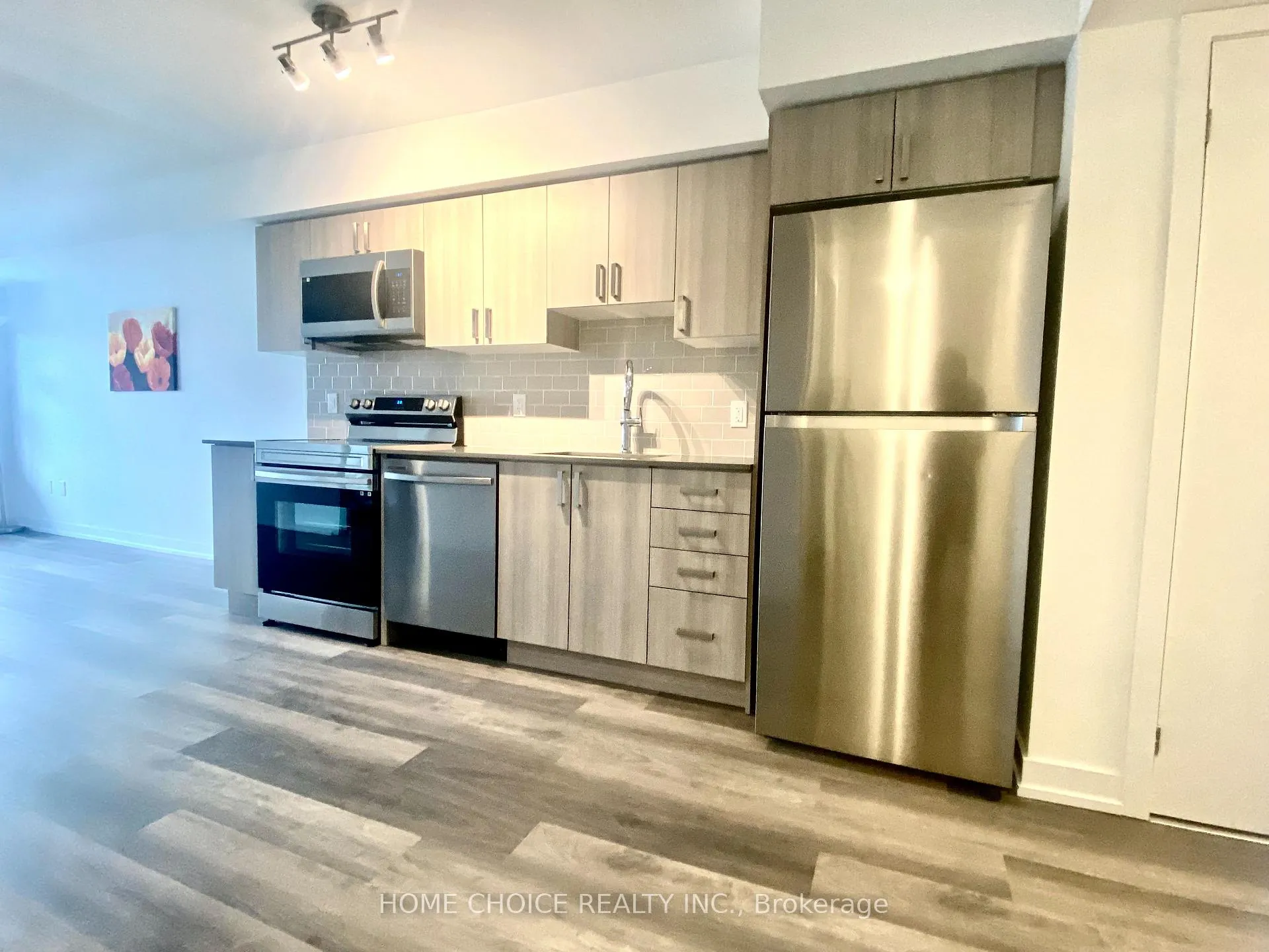 Photo 5 of Unit 201, 1455 Celebration Drive, Pickering, Bay Ridges — HOMEH