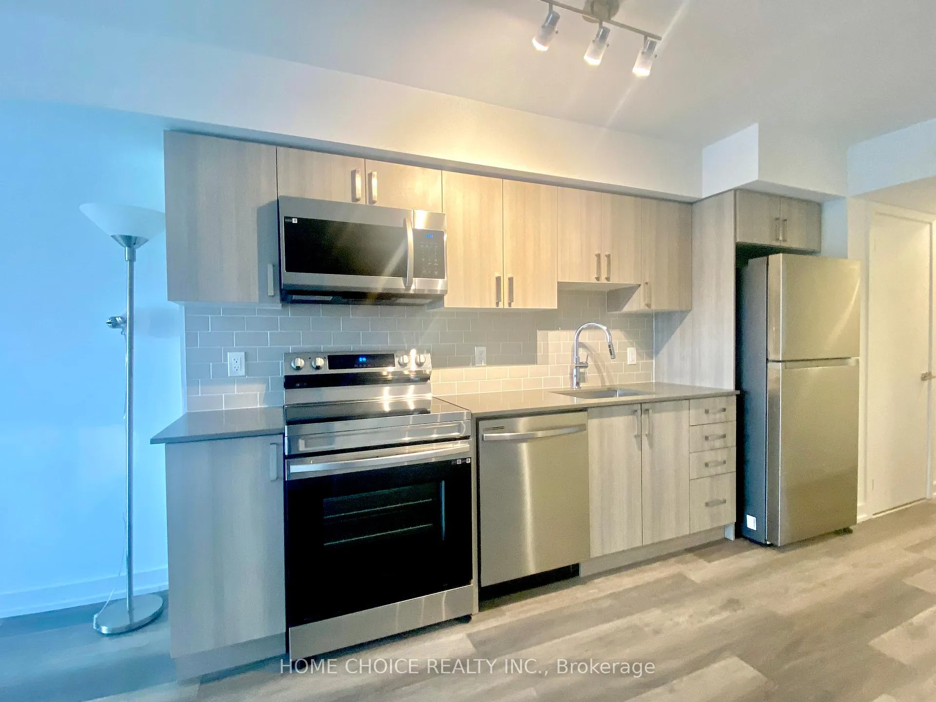 Photo 6 of Unit 201, 1455 Celebration Drive, Pickering, Bay Ridges — HOMEH