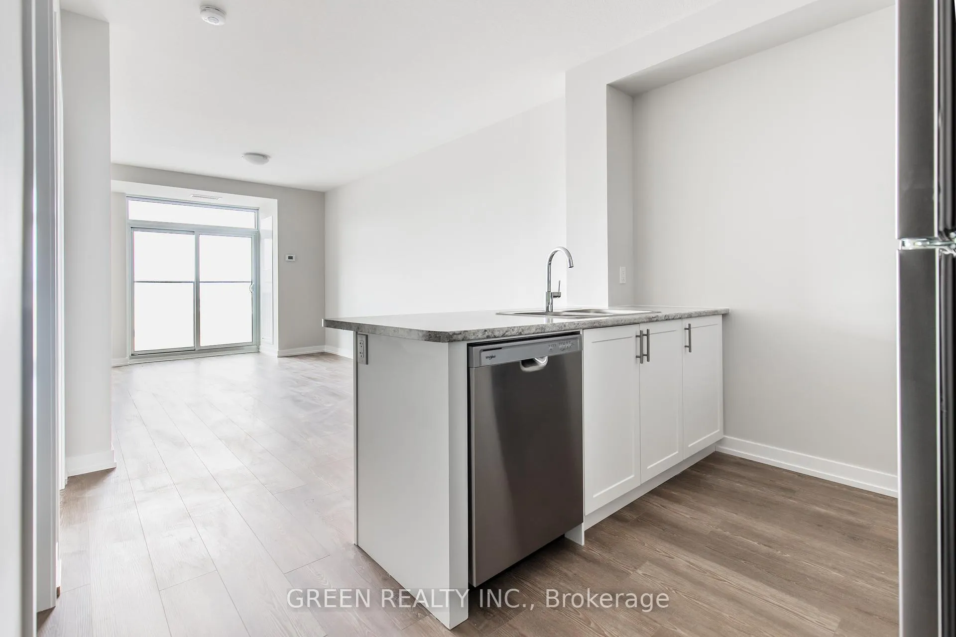 Photo 3 of Unit 1313, 870 Queenston Road, Hamilton, Stoney Creek — HOMEH