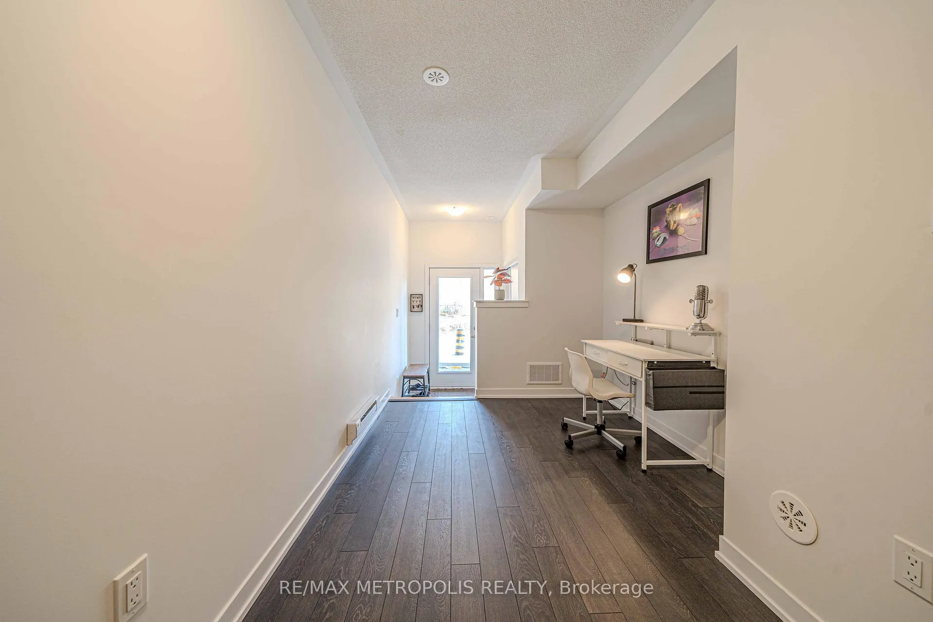 Photo 6 of Unit 606, 1865 Pickering Parkway, Pickering, Village East — HOMEH