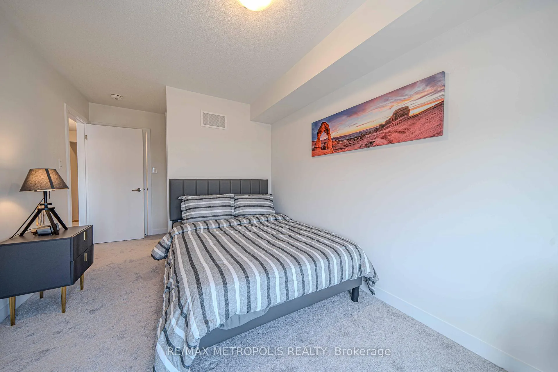 Photo 11 of Unit 606, 1865 Pickering Parkway, Pickering, Village East — HOMEH