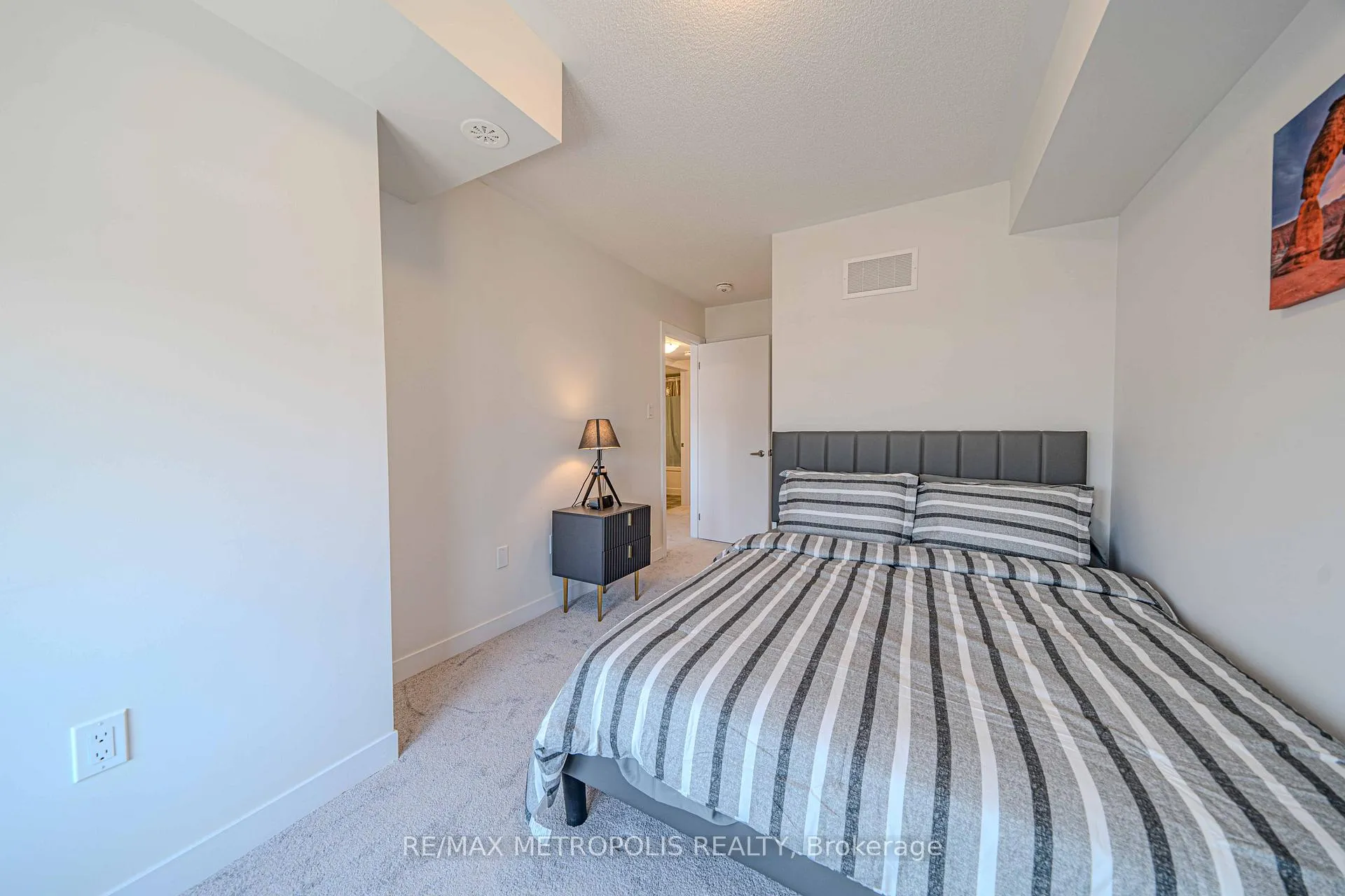 Photo 13 of Unit 606, 1865 Pickering Parkway, Pickering, Village East — HOMEH