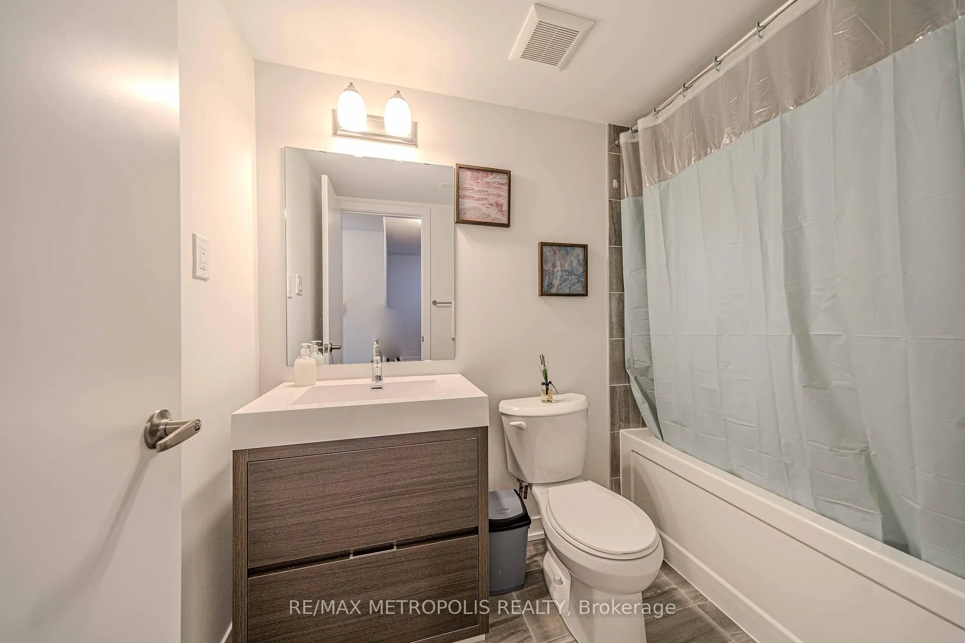 Photo 19 of Unit 606, 1865 Pickering Parkway, Pickering, Village East — HOMEH