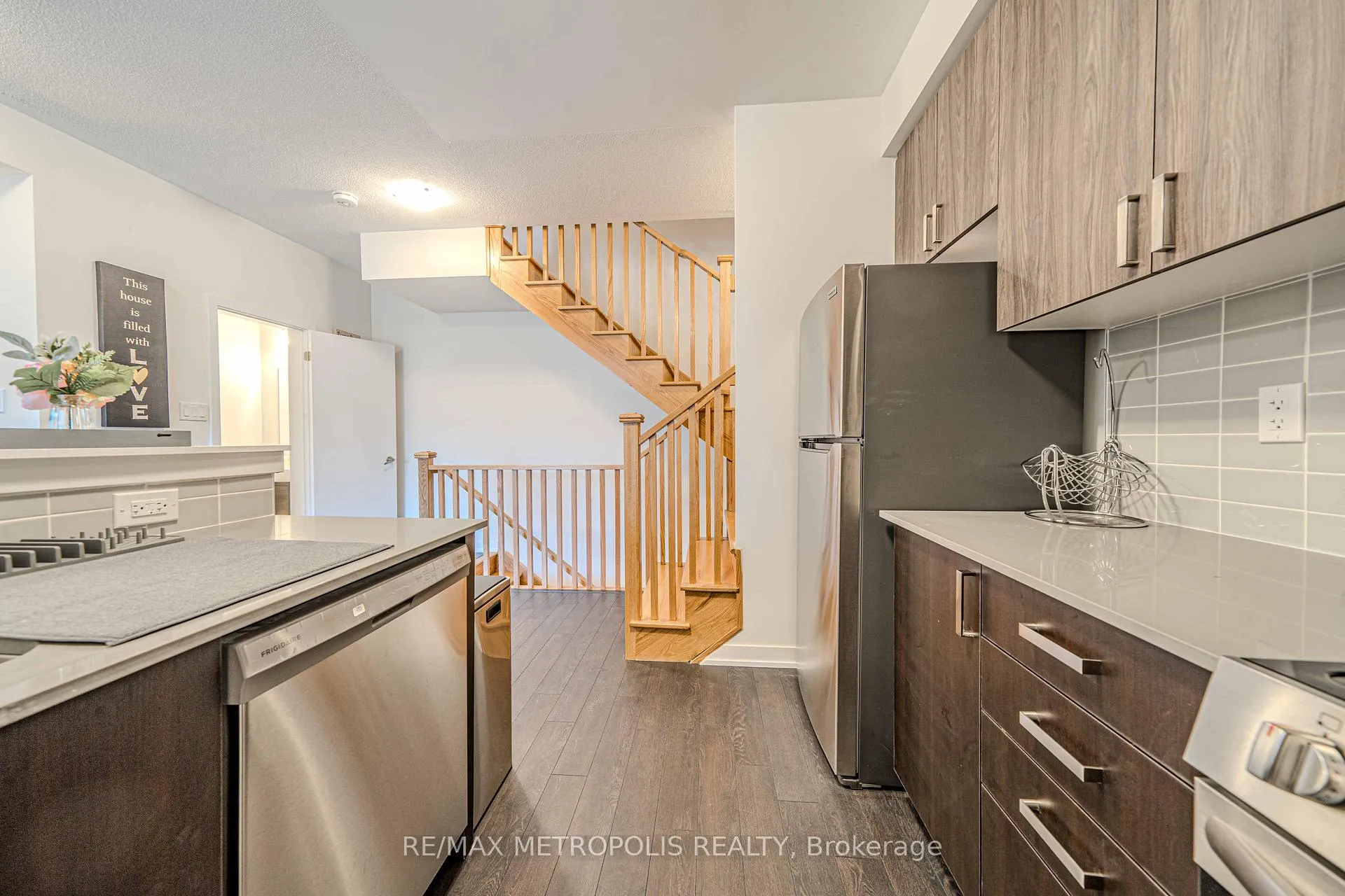 Photo 34 of Unit 606, 1865 Pickering Parkway, Pickering, Village East — HOMEH