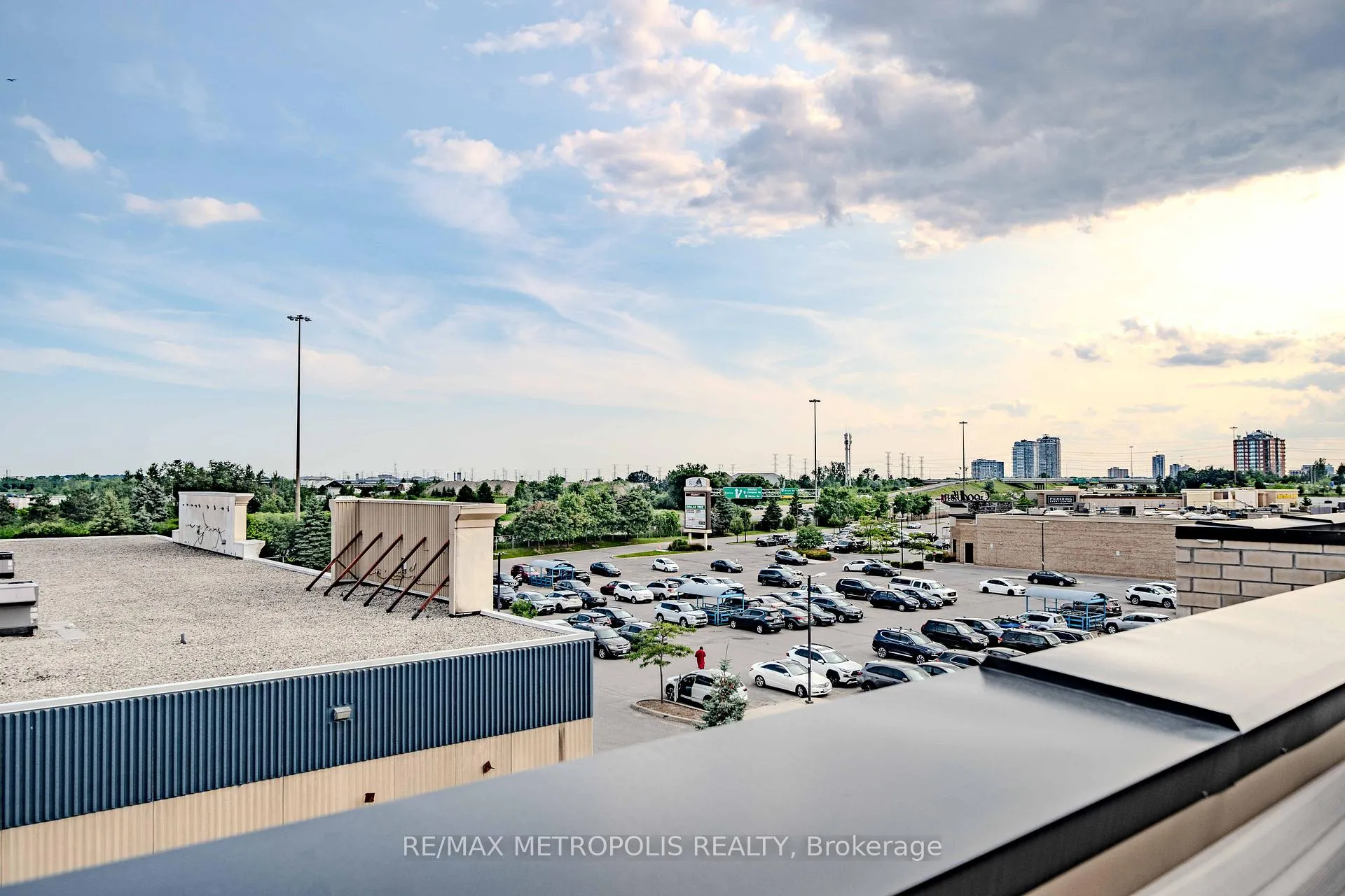 Photo 40 of Unit 606, 1865 Pickering Parkway, Pickering, Village East — HOMEH