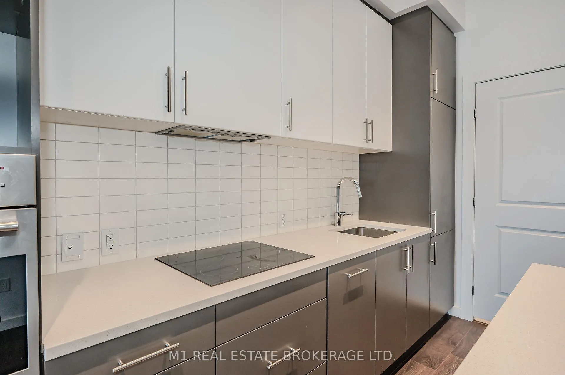 Photo 5 of Unit 1503, 181 King Street S, Waterloo, Uptown West — HOMEH