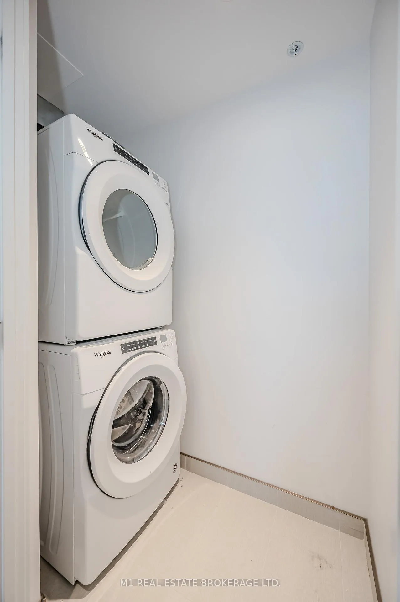 Photo 14 of Unit 1503, 181 King Street S, Waterloo, Uptown West — HOMEH