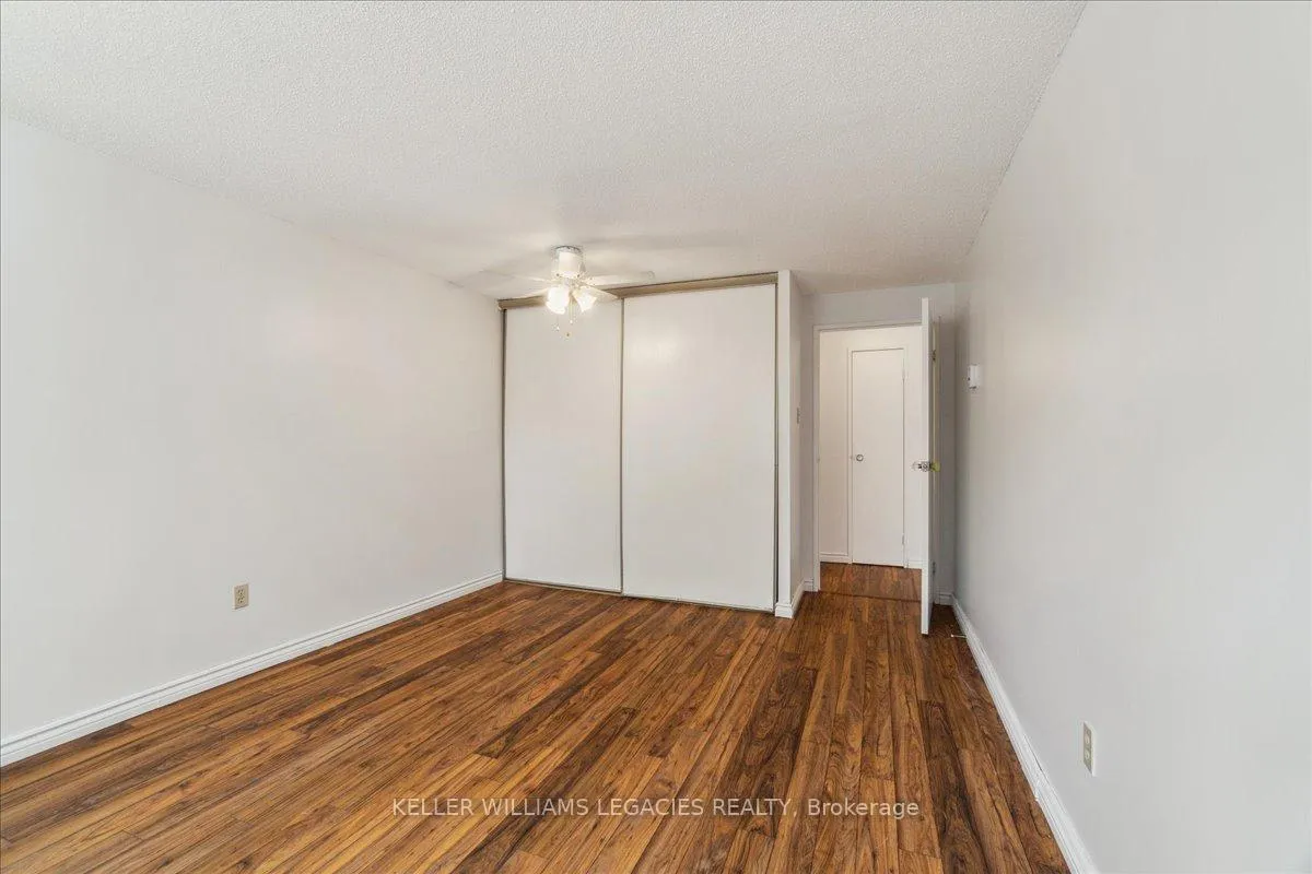 Photo 10 of Unit 801, 55 Green Valley Drive, Kitchener, Pioneer Park — HOMEH
