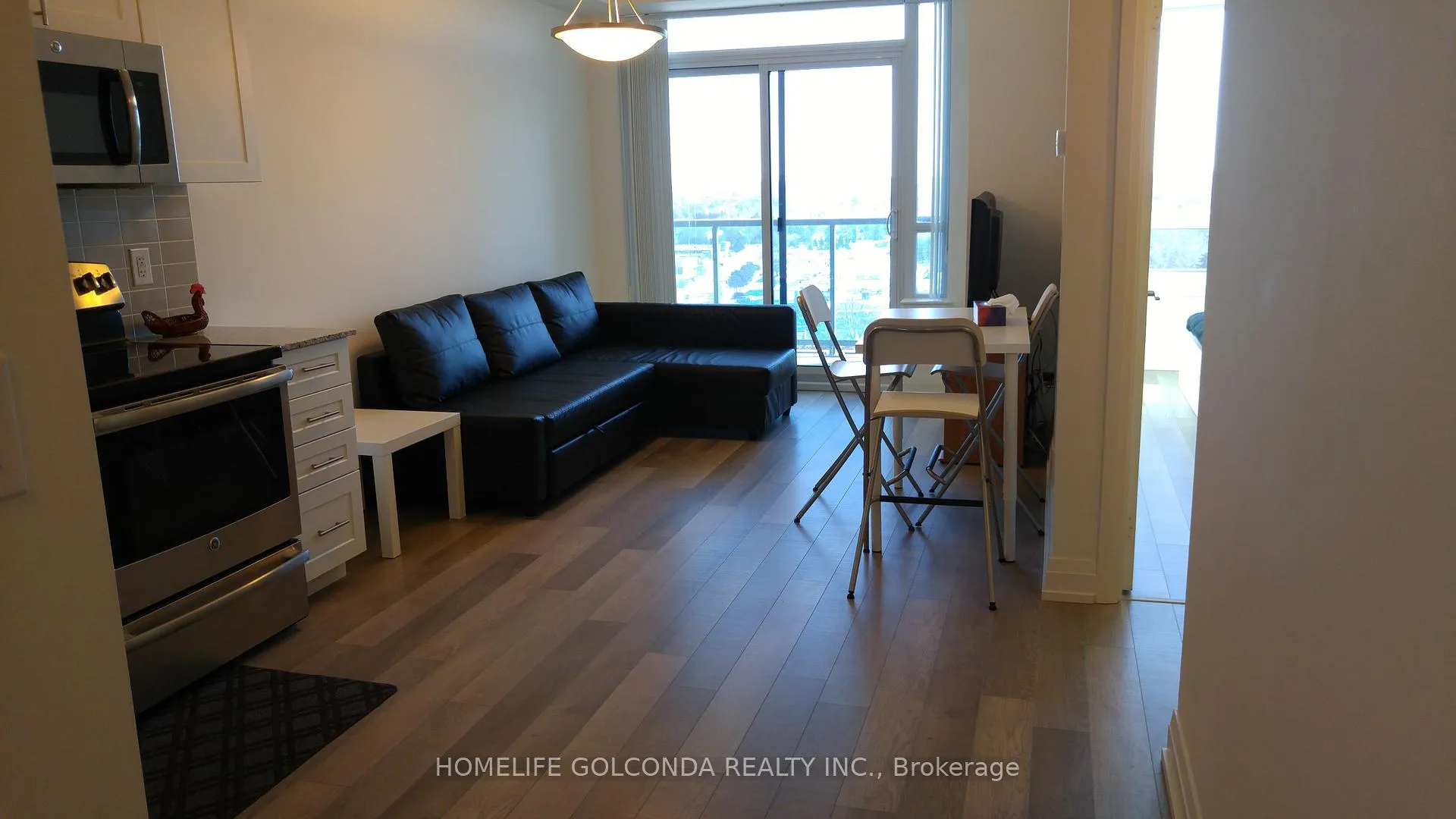 Photo 4 of Unit 616, 7167 Yonge Street E, Markham, Thornhill — HOMEH