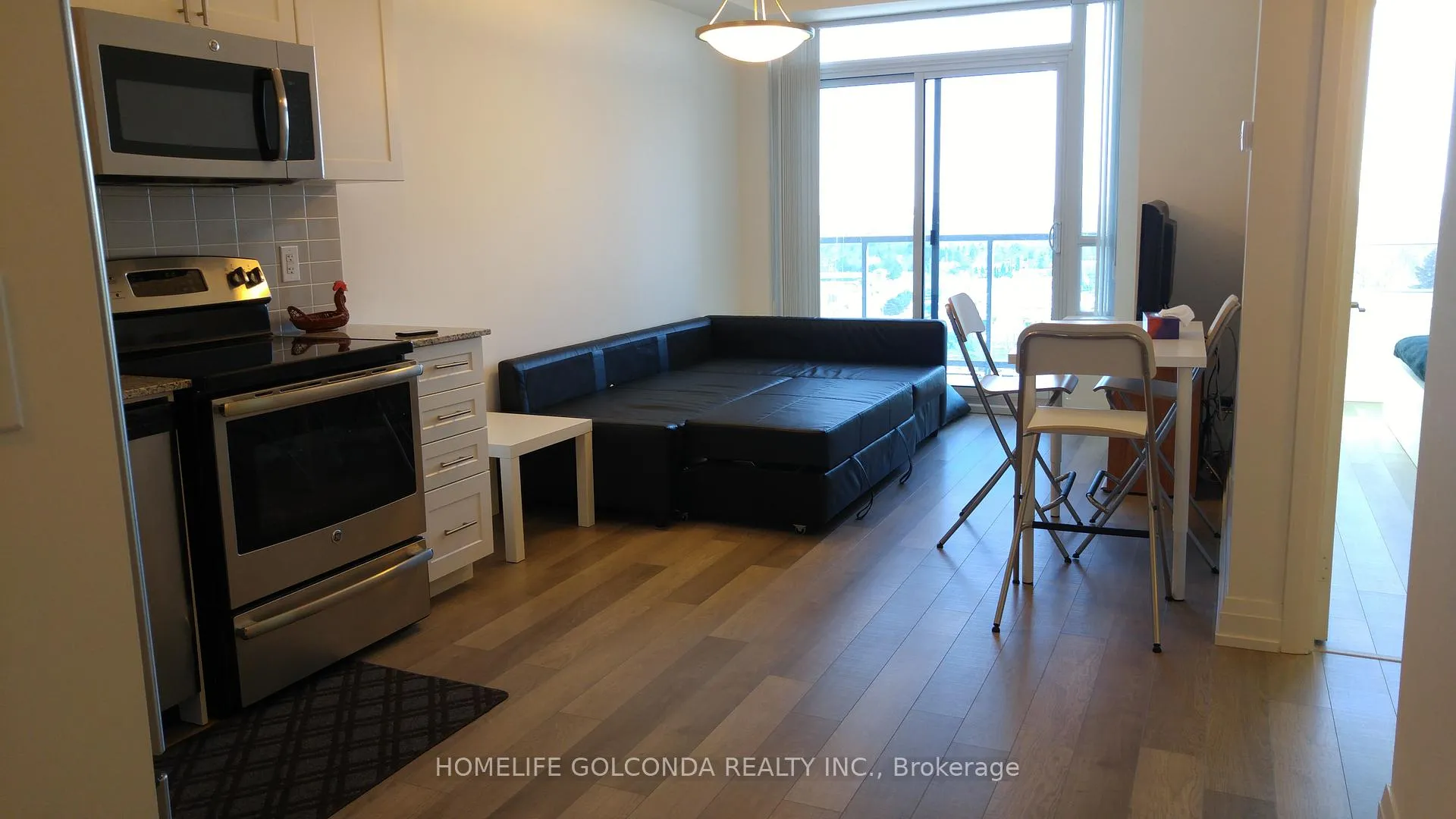 Photo 5 of Unit 616, 7167 Yonge Street E, Markham, Thornhill — HOMEH
