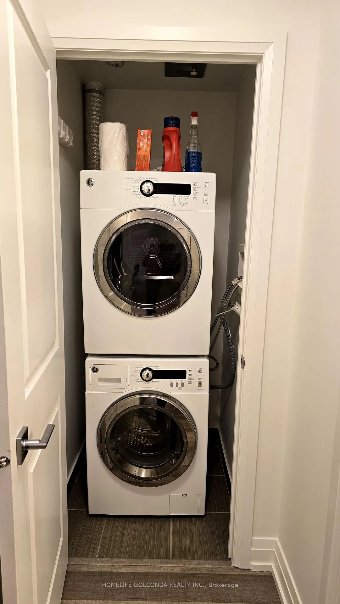 Photo 9 of Unit 616, 7167 Yonge Street E, Markham, Thornhill — HOMEH