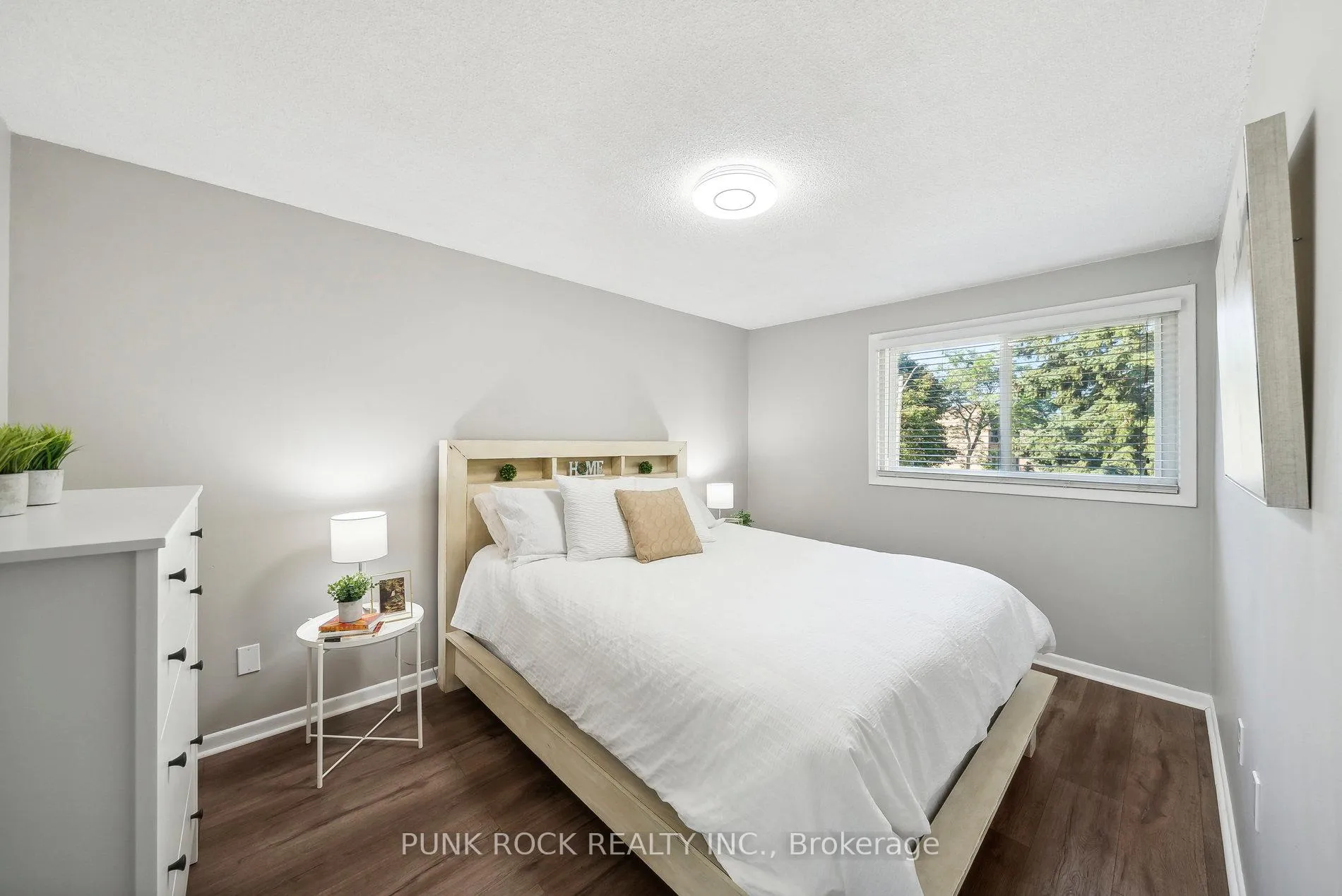 Photo 14 of Unit 6, 1230 Radom Street, Pickering, Bay Ridges — HOMEH