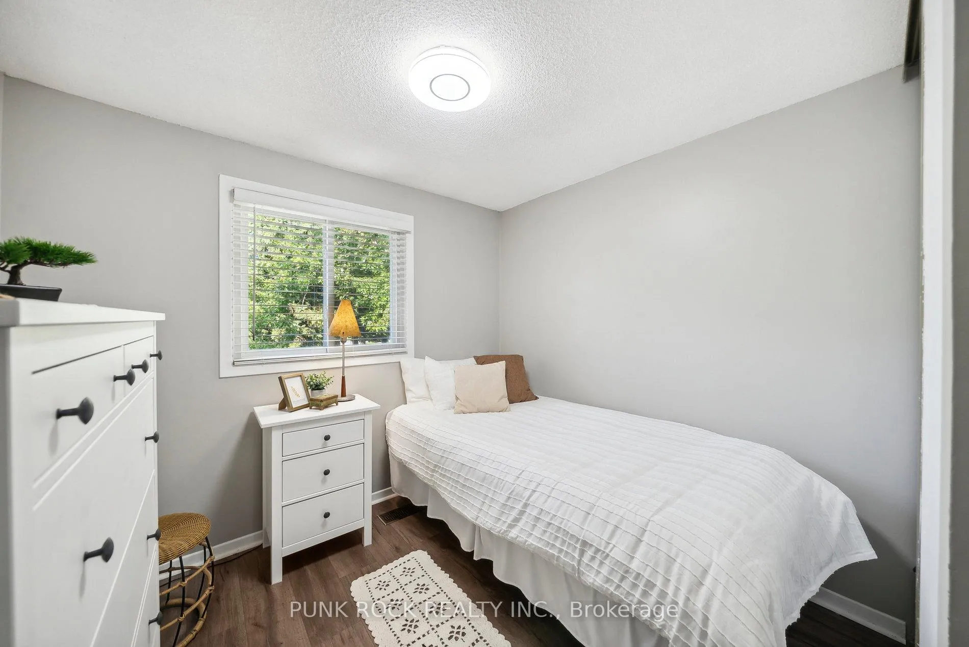 Photo 16 of Unit 6, 1230 Radom Street, Pickering, Bay Ridges — HOMEH