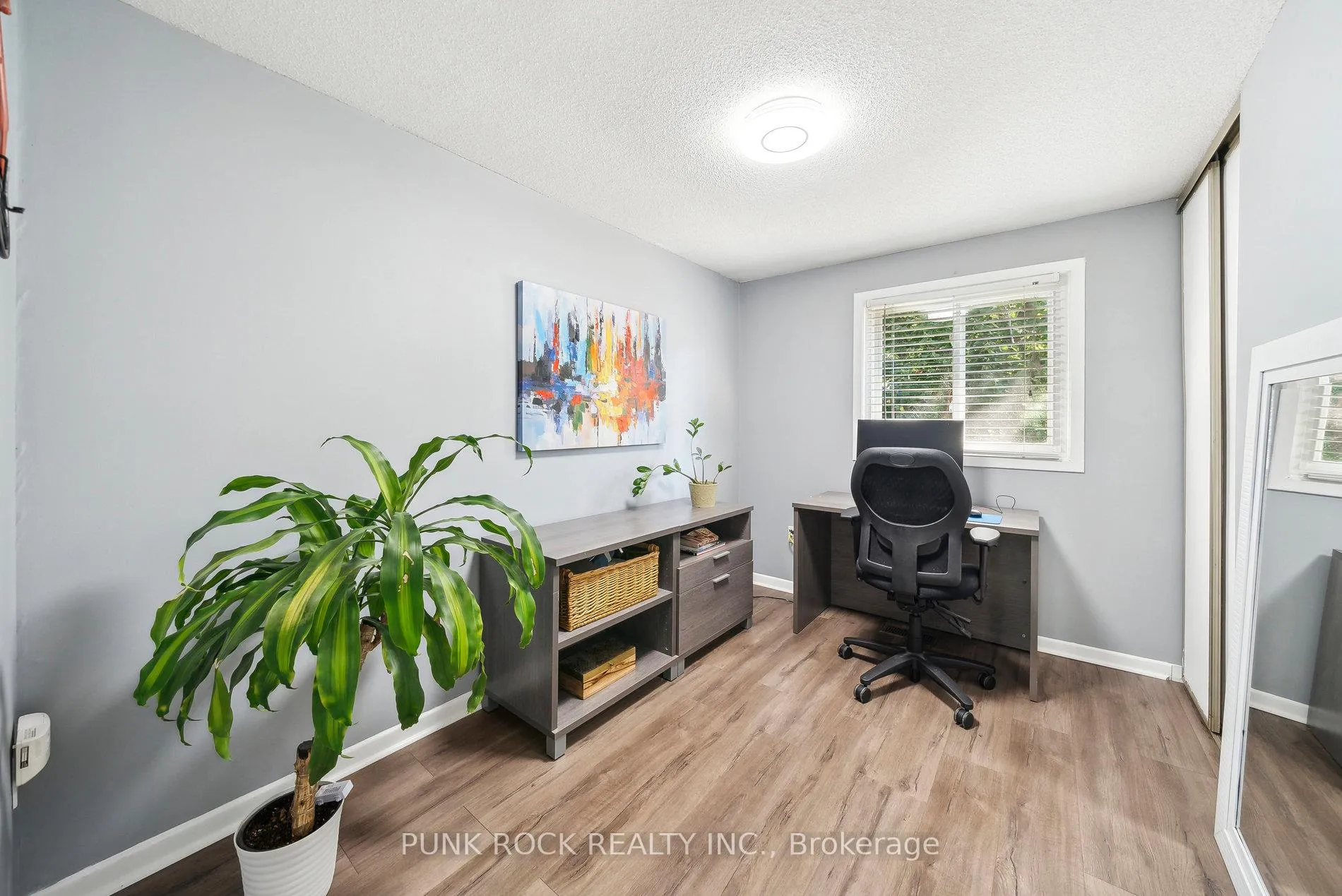 Photo 18 of Unit 6, 1230 Radom Street, Pickering, Bay Ridges — HOMEH