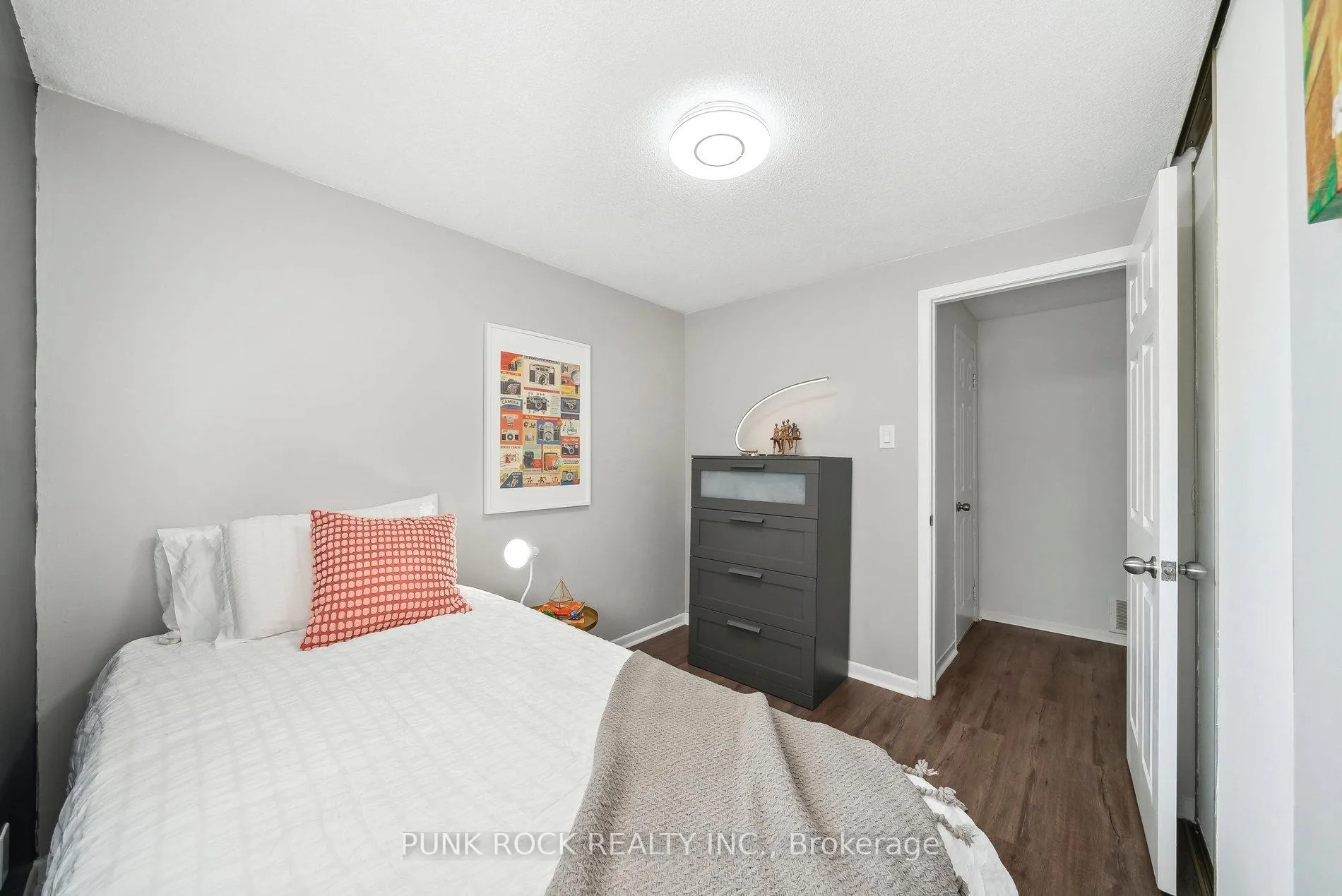 Photo 21 of Unit 6, 1230 Radom Street, Pickering, Bay Ridges — HOMEH
