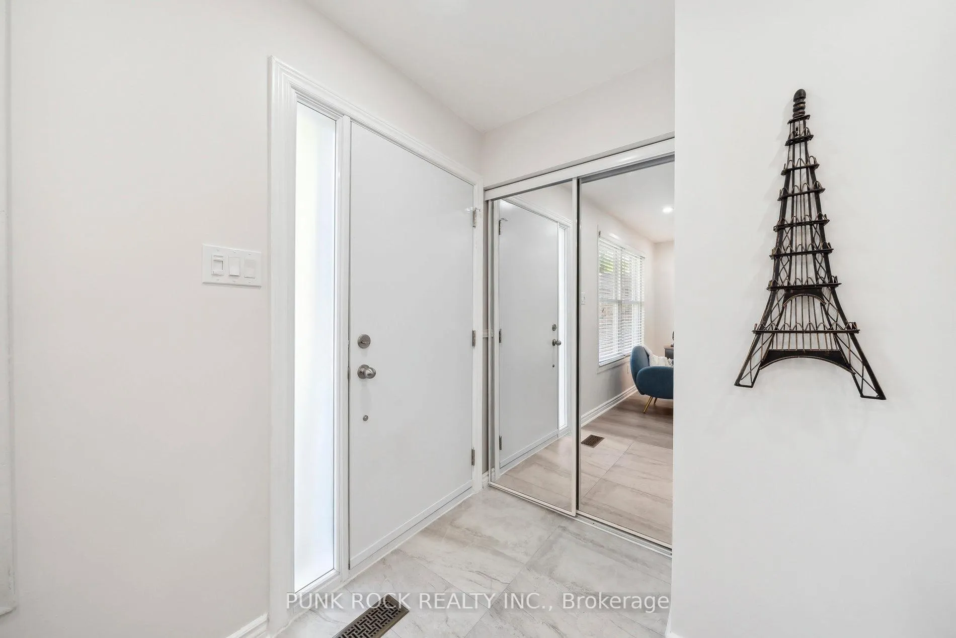 Photo 30 of Unit 6, 1230 Radom Street, Pickering, Bay Ridges — HOMEH
