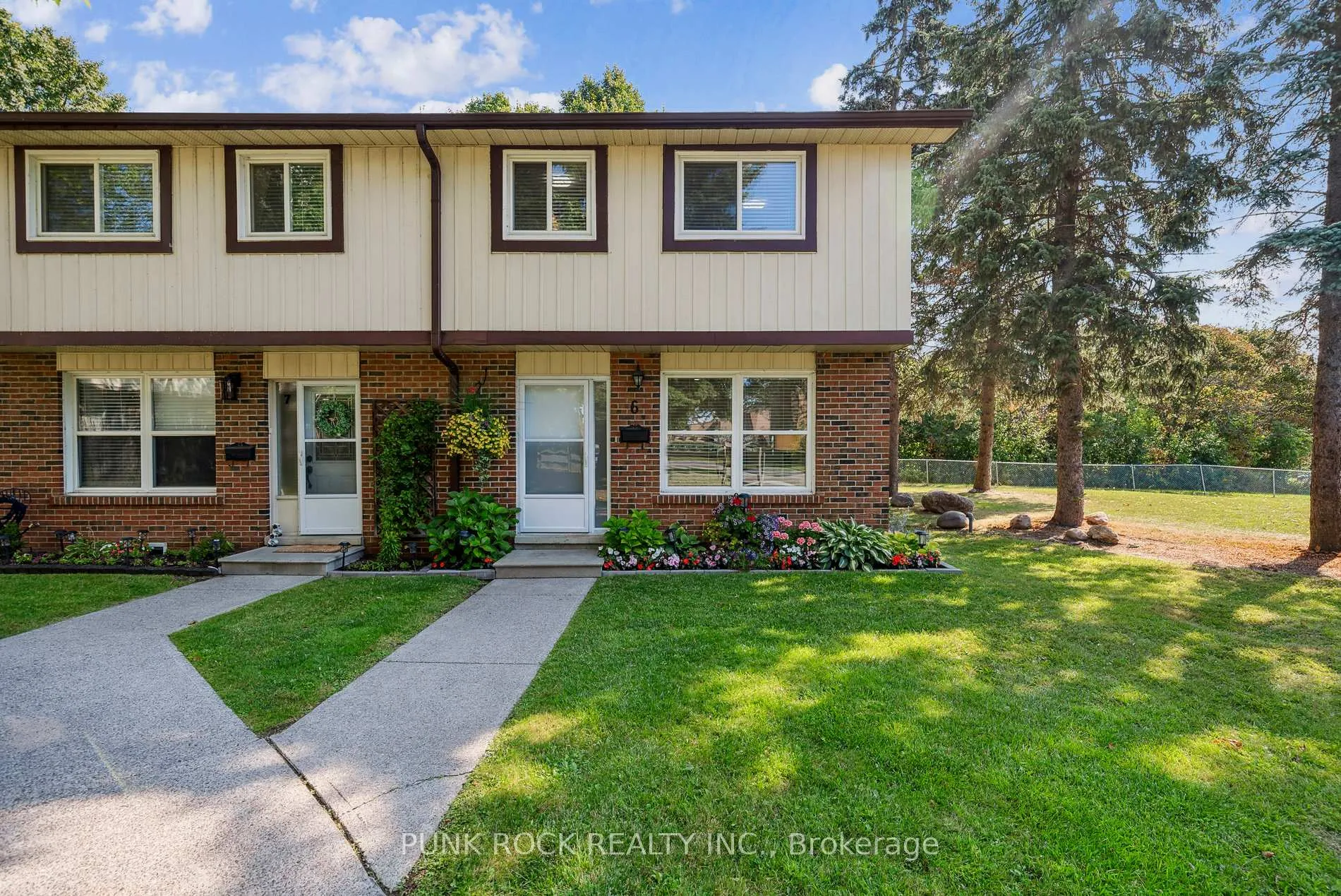 Photo 32 of Unit 6, 1230 Radom Street, Pickering, Bay Ridges — HOMEH