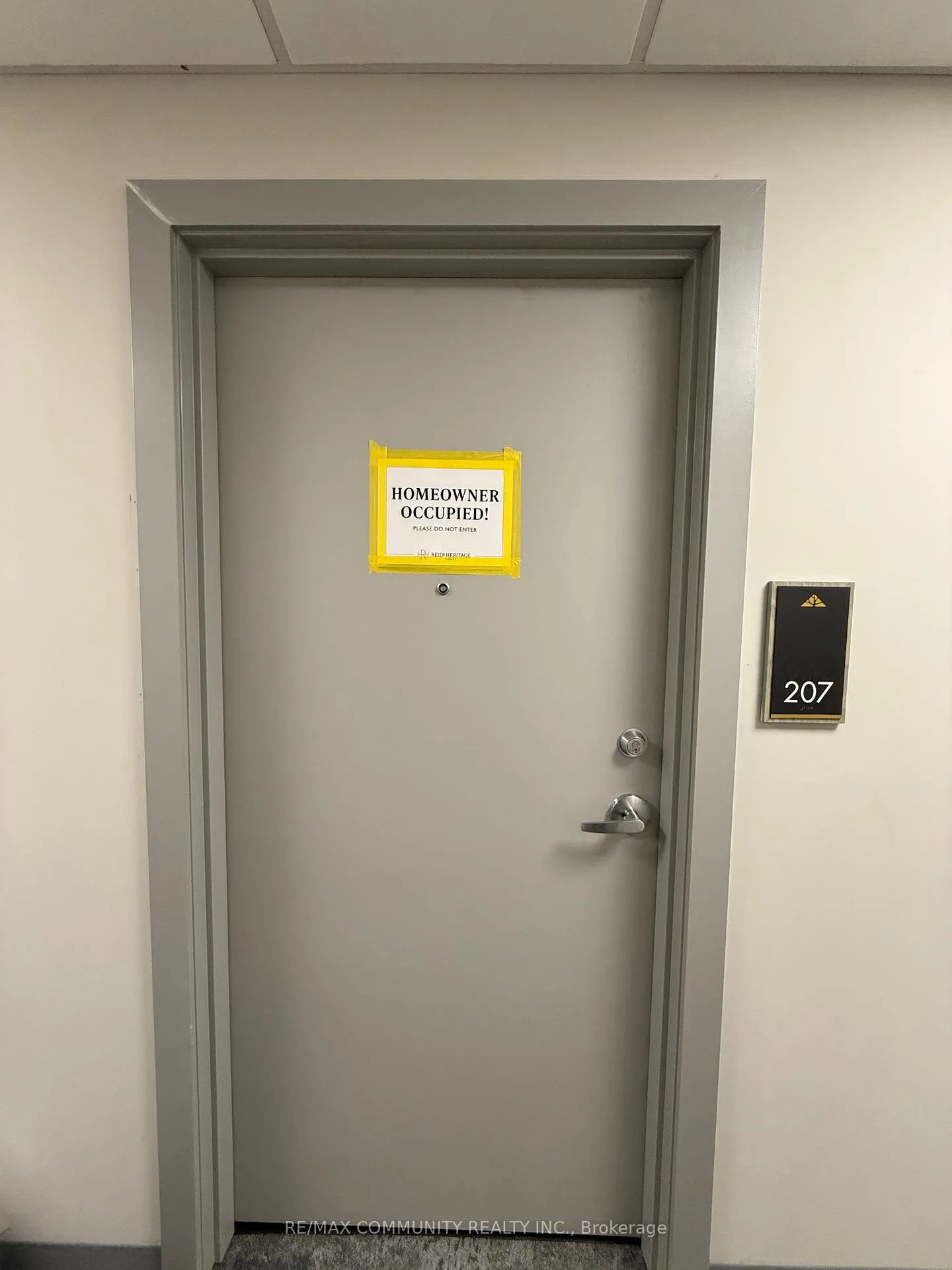Photo 2 of Unit 207, 1000 Lackner Place, Kitchener — HOMEH