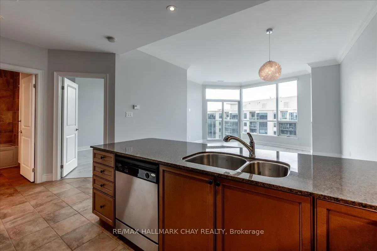 Photo 19 of Unit PH-09, 33 Ellen Street, Barrie, Lakeshore — HOMEH