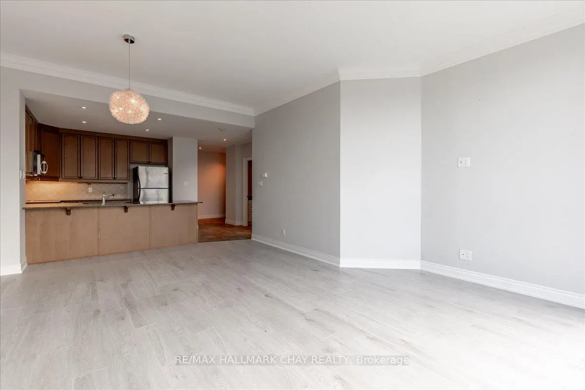 Photo 20 of Unit PH-09, 33 Ellen Street, Barrie, Lakeshore — HOMEH