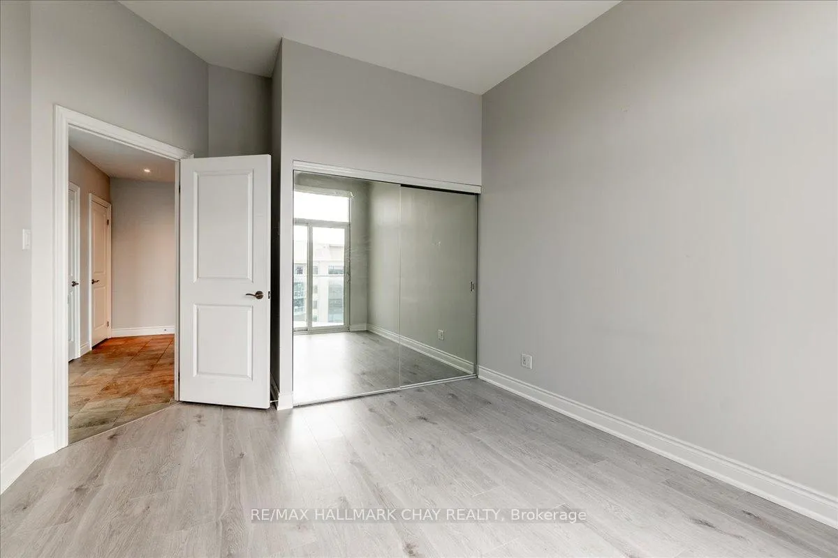 Photo 24 of Unit PH-09, 33 Ellen Street, Barrie, Lakeshore — HOMEH