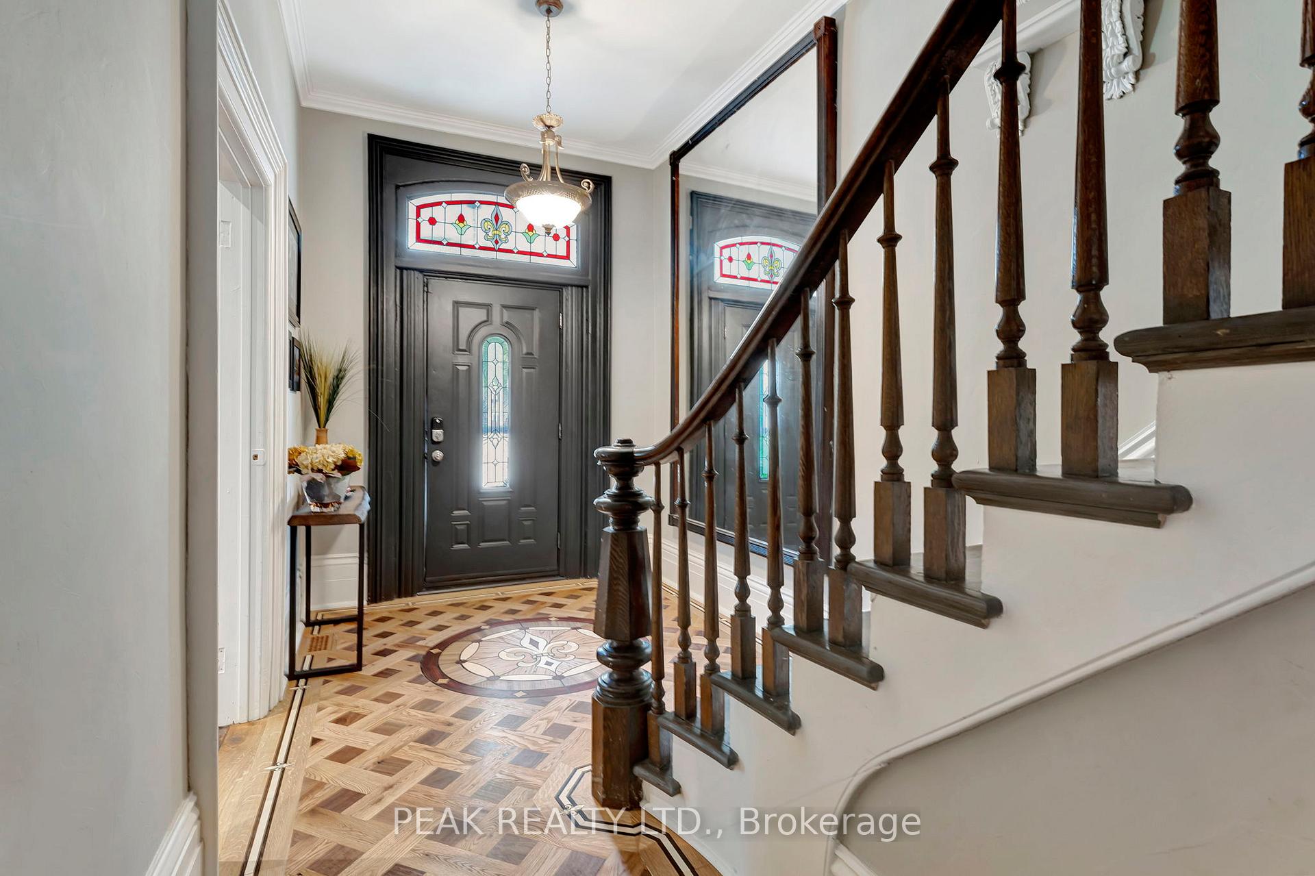 Photo 5 of 214 Grand River Street N, Brant, Paris — HOMEH