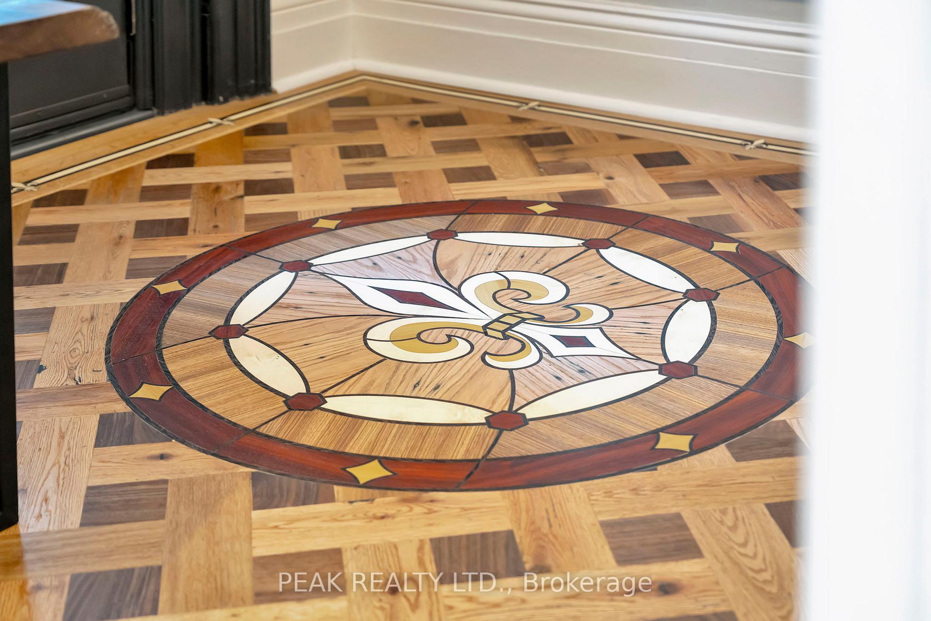 Photo 8 of 214 Grand River Street N, Brant, Paris — HOMEH