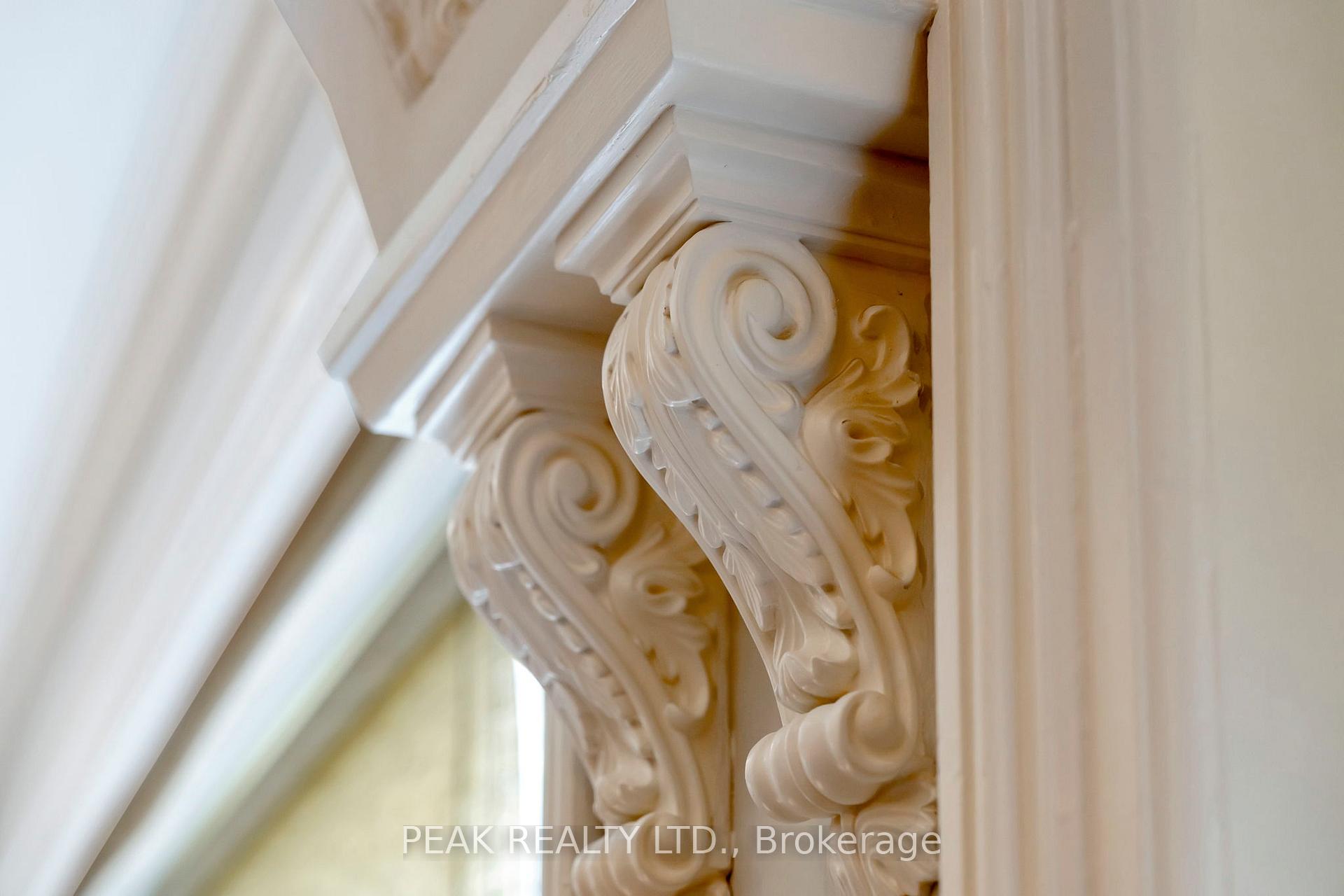 Photo 13 of 214 Grand River Street N, Brant, Paris — HOMEH