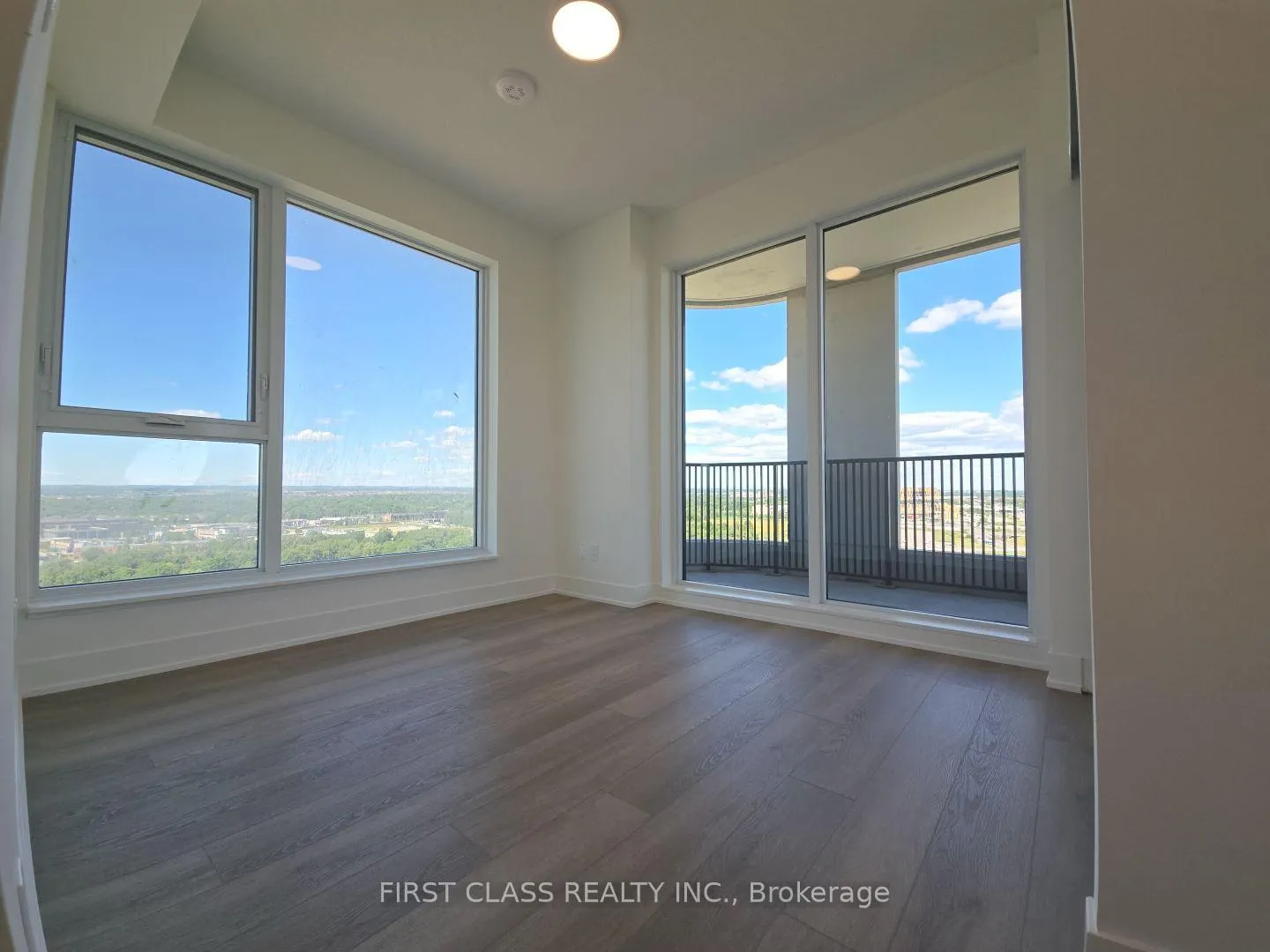 Photo 6 of Unit 1518, 56 Andre De Grasse Street, Markham, Unionville — HOMEH