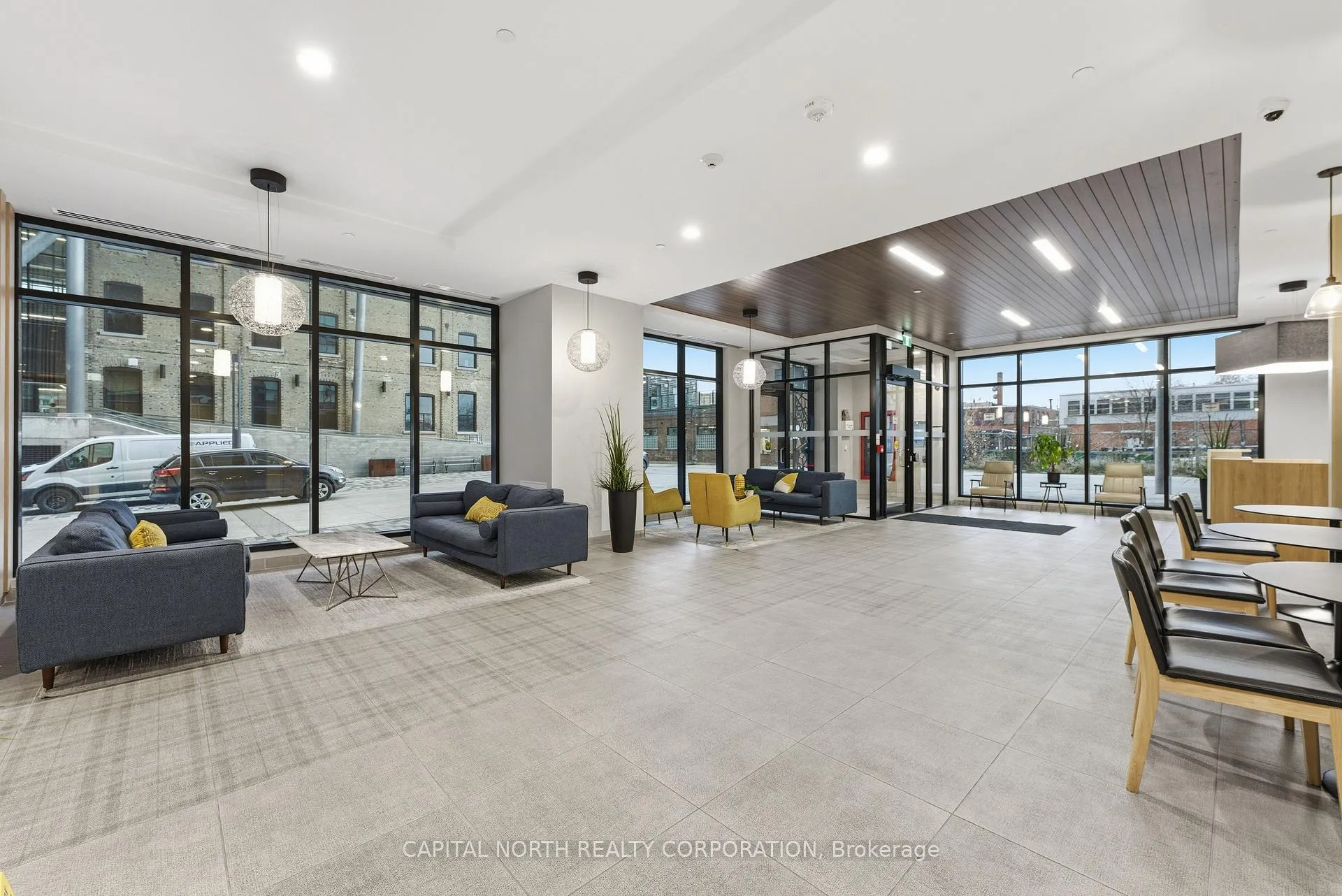Photo 4 of Unit 812, 108 Garment Street, Kitchener — HOMEH
