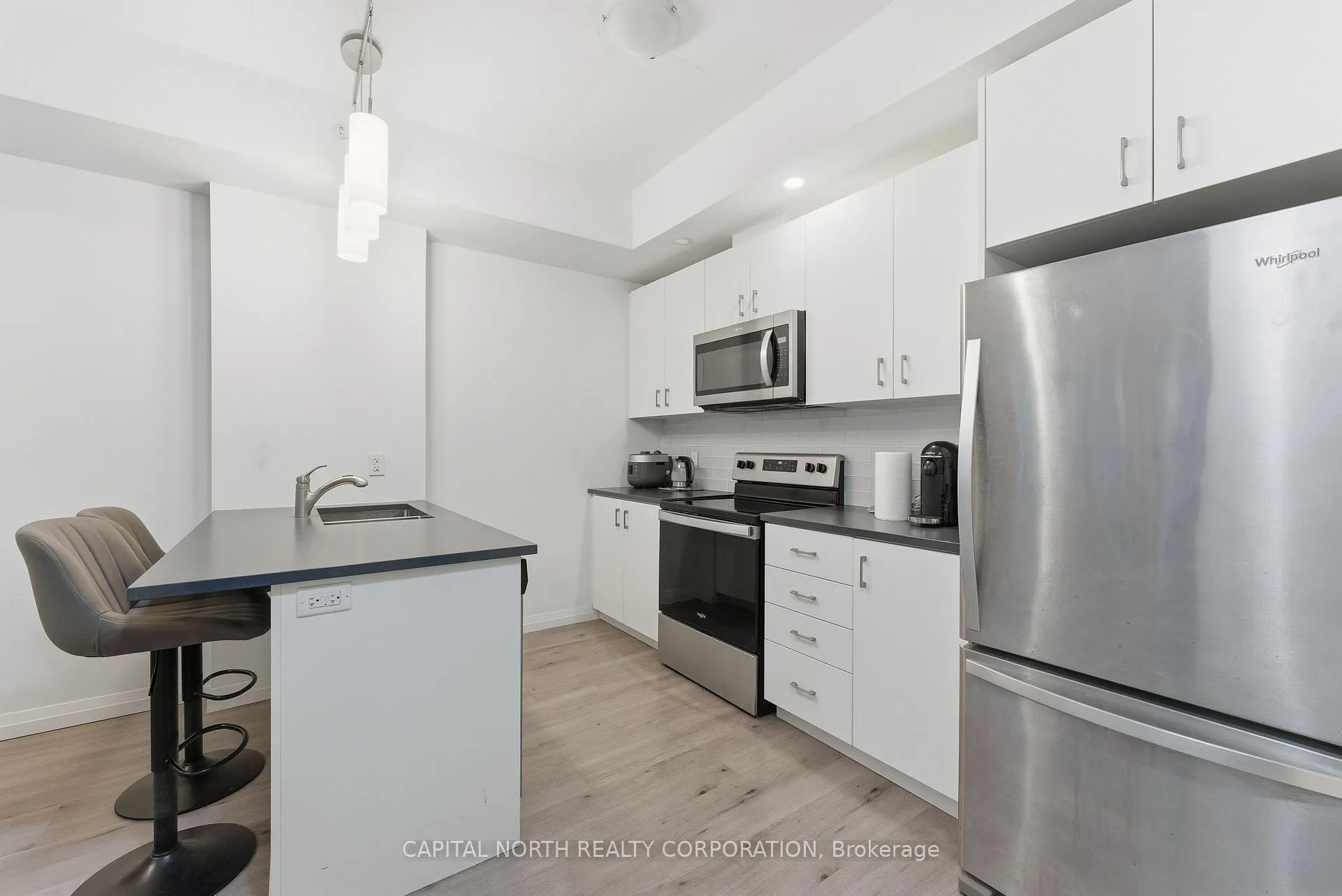 Photo 8 of Unit 812, 108 Garment Street, Kitchener — HOMEH