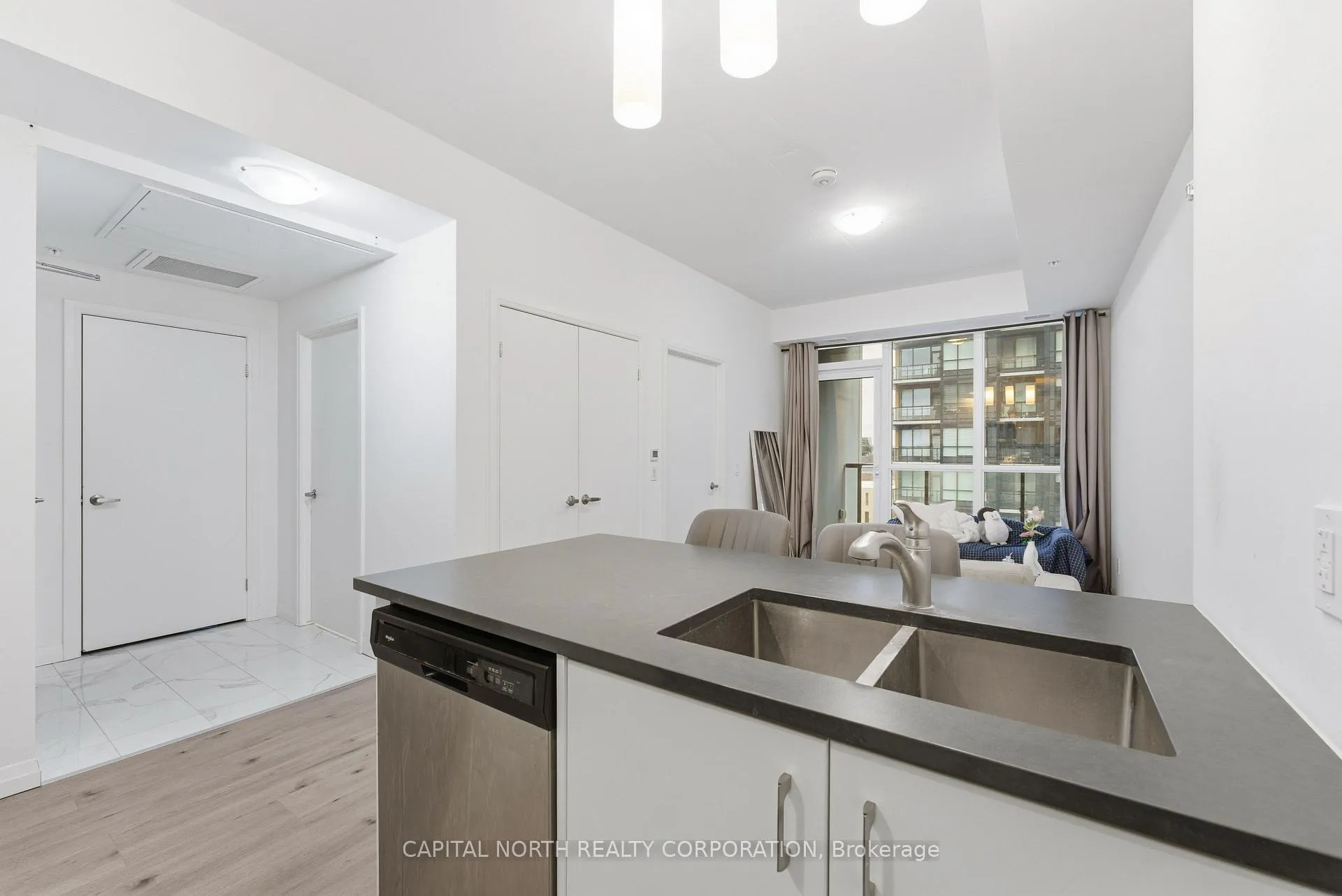 Photo 11 of Unit 812, 108 Garment Street, Kitchener — HOMEH