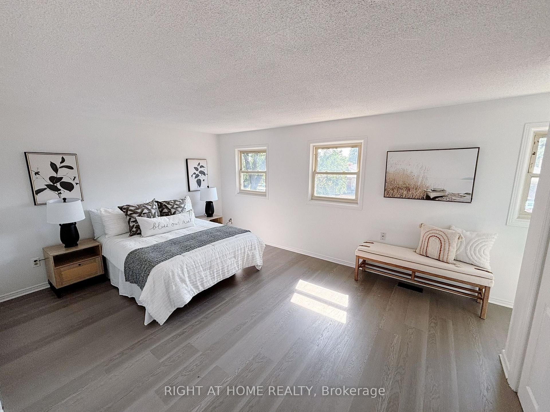 Photo 14 of 73 Birchfield Drive, Clarington, Courtice — HOMEH