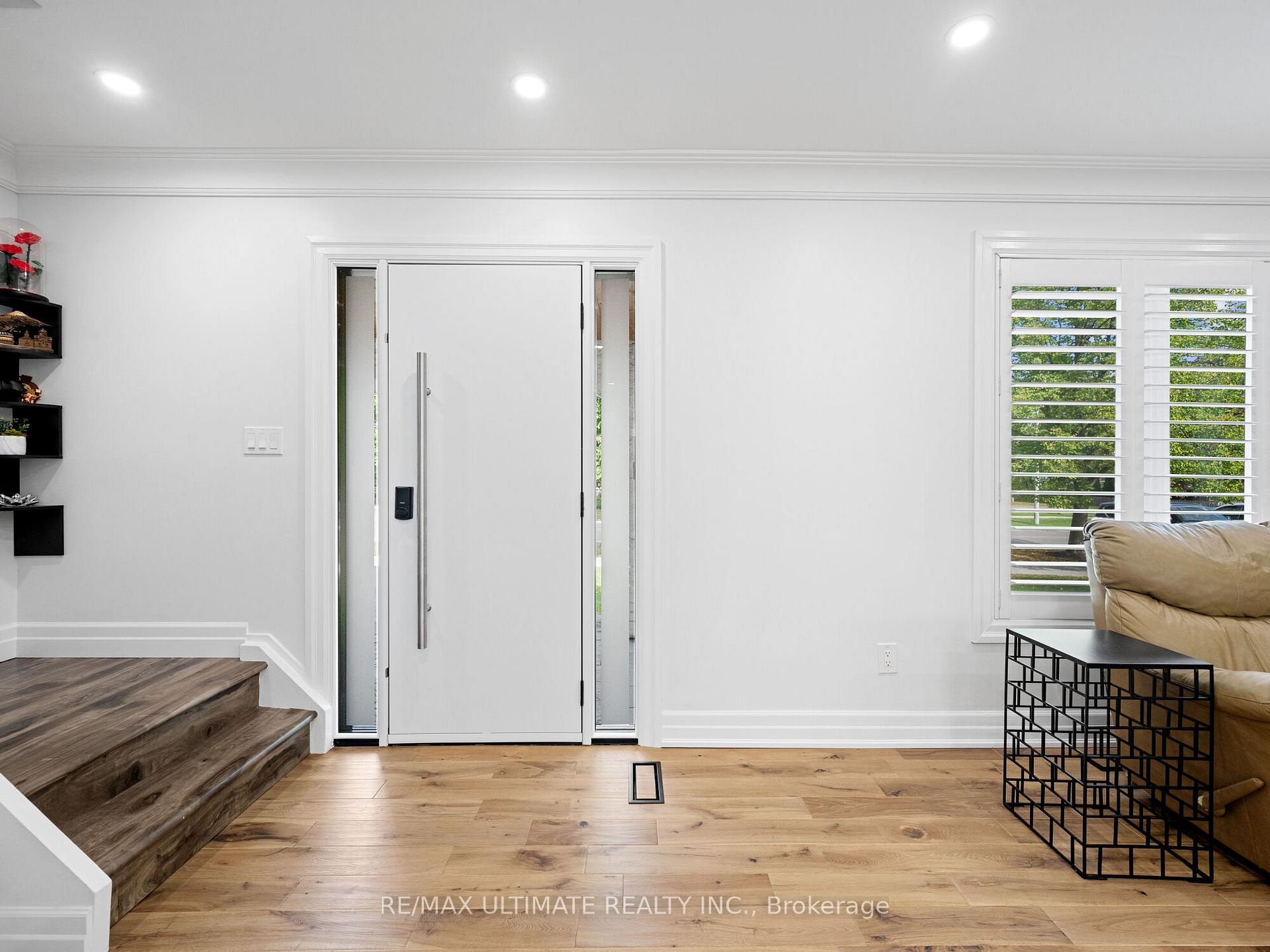 Photo 6 of 21 Dreyer Drive E, Ajax, South East — HOMEH
