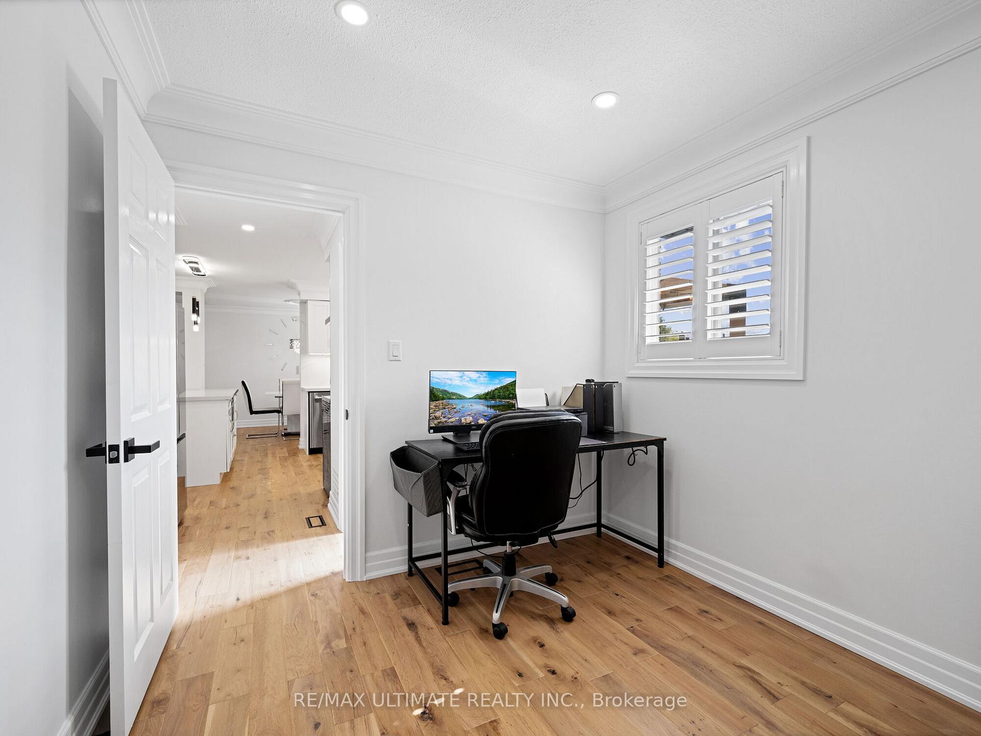 Photo 18 of 21 Dreyer Drive E, Ajax, South East — HOMEH