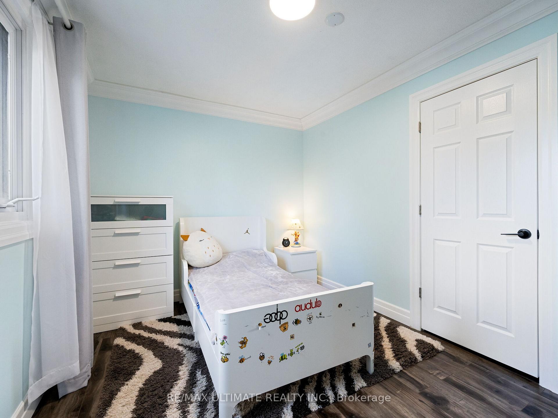 Photo 27 of 21 Dreyer Drive E, Ajax, South East — HOMEH
